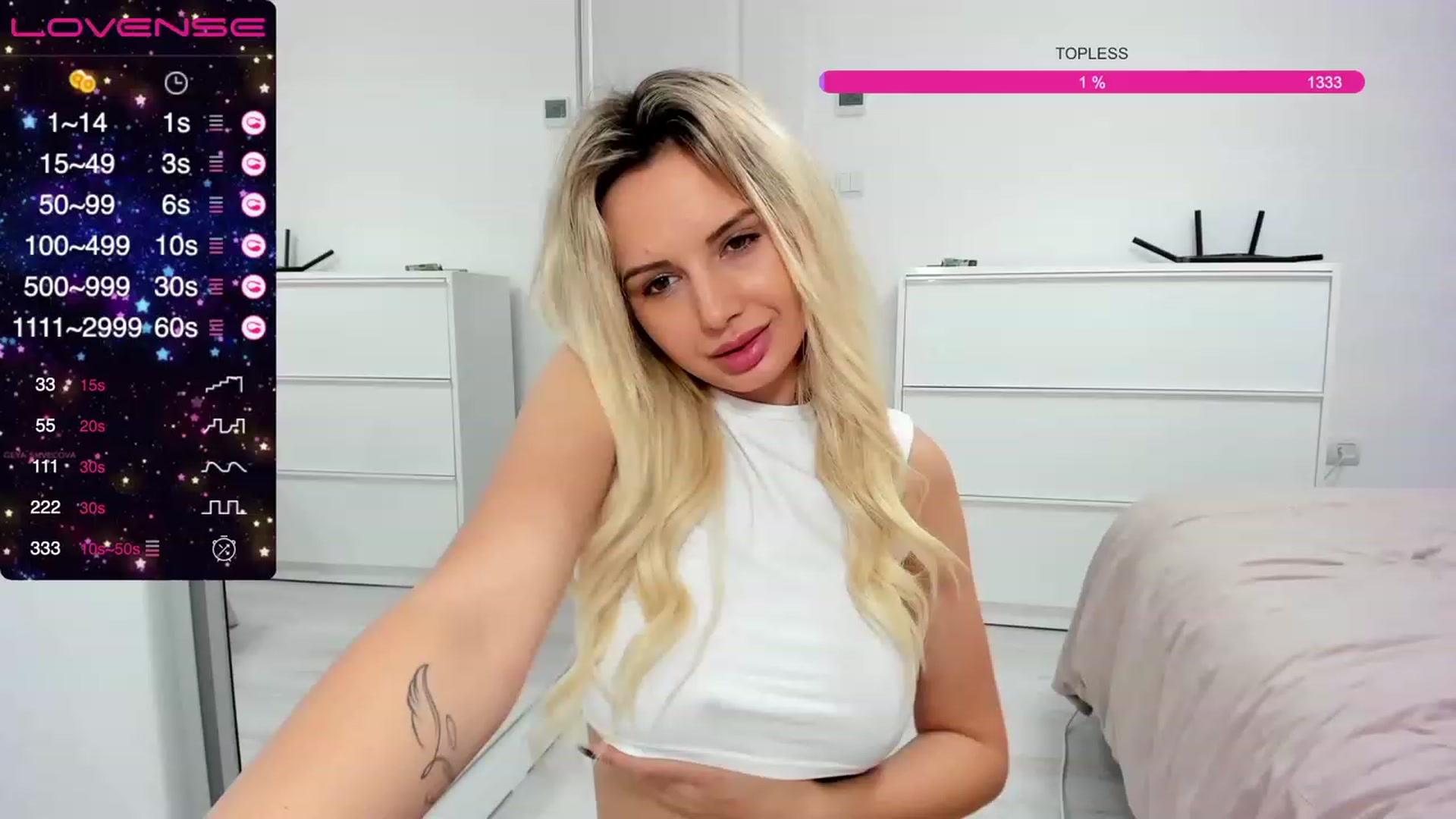 Gallery image thumbnail from Princess_Deea's myfreecams stream on, 10/26/2023, 12:52 image 8 of 20