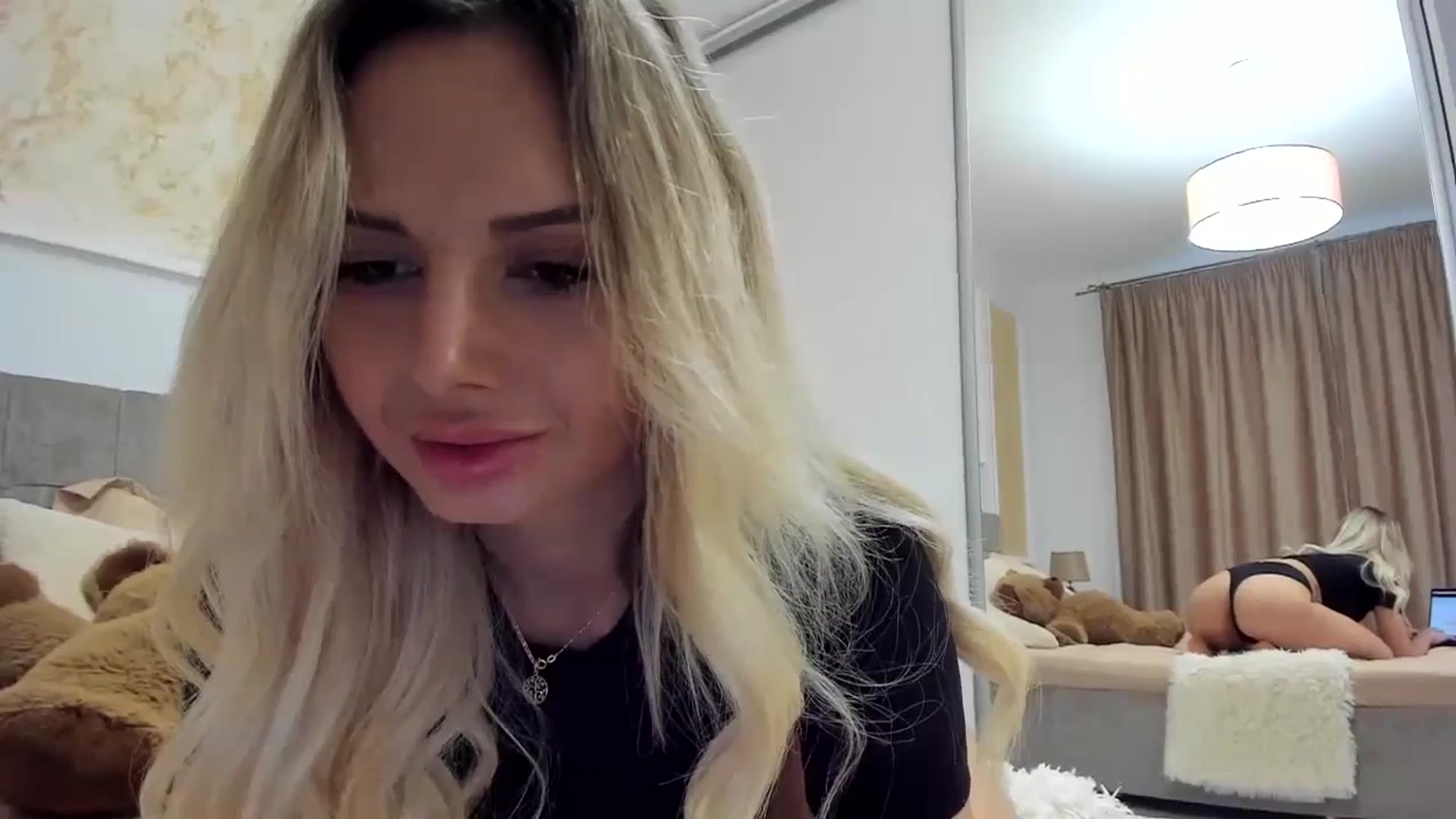 Gallery image thumbnail from Princess_Deea's myfreecams stream on, 12/26/2023, 15:07 image 14 of 20