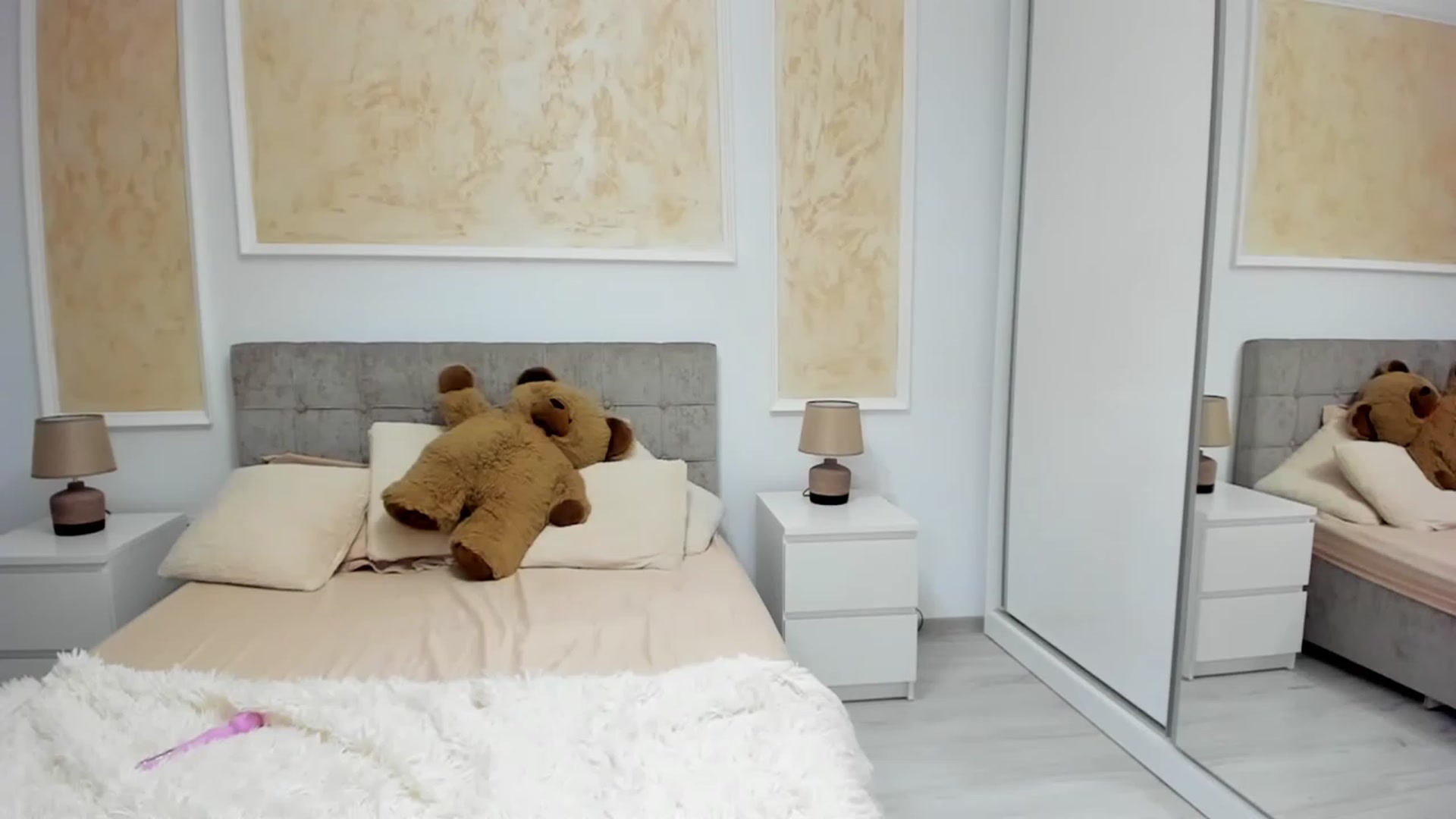 Gallery image thumbnail from Princess_Deea's myfreecams stream on, 01/23/2024, 16:39 image 11 of 20