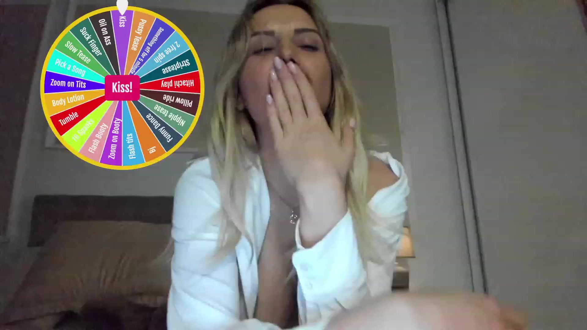 Gallery image thumbnail from Princess_Deea's myfreecams stream on, 02/26/2024, 21:26 image 5 of 20
