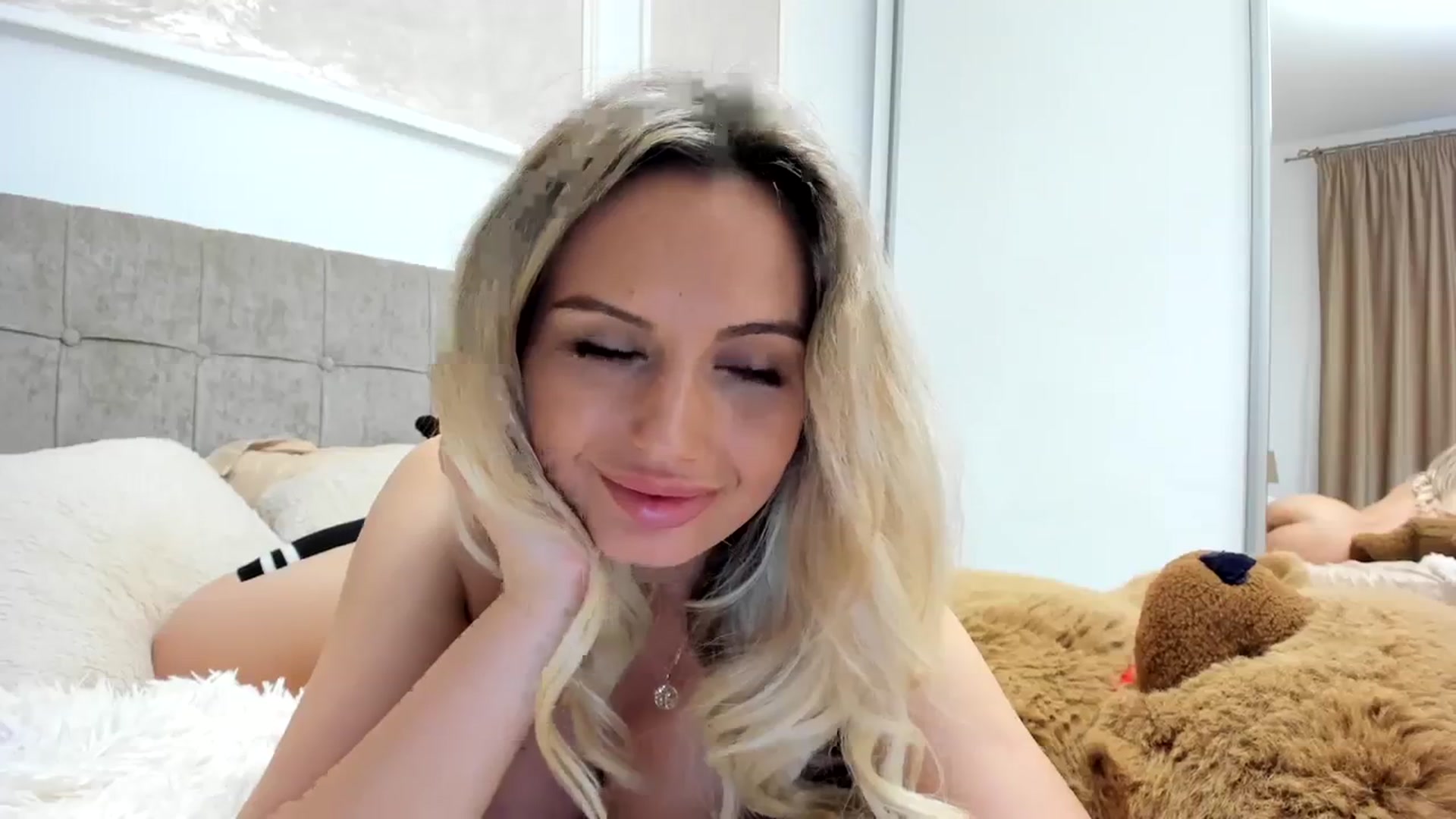 Gallery image thumbnail from Princess_Deea's myfreecams stream on, 03/24/2024, 17:06 image 17 of 20