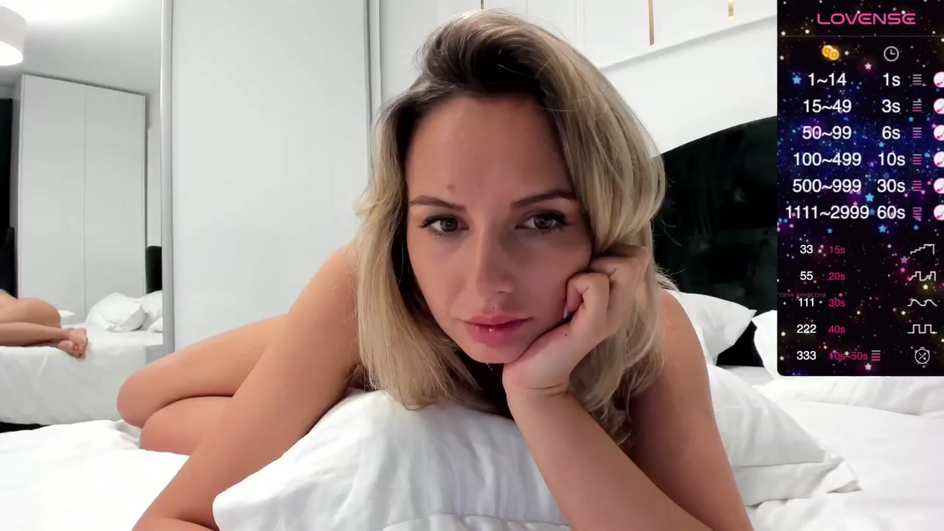 Gallery image thumbnail from Princess_Deea's myfreecams stream on, 09/17/2024, 19:43 image 10 of 20