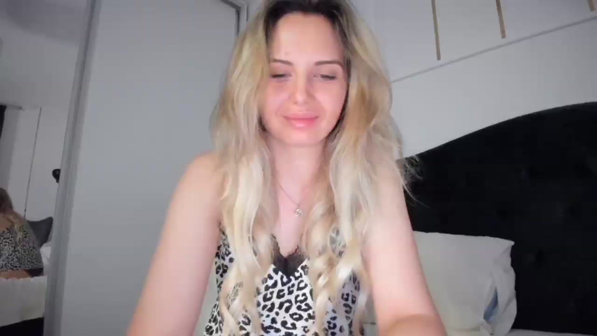 Gallery image thumbnail from Princess_Deea's myfreecams stream on, 06/19/2026, 20:37 image 2 of 20
