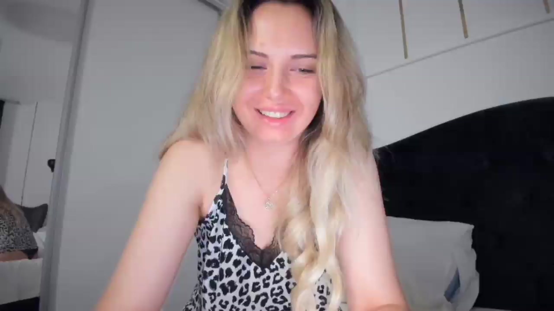 Gallery image thumbnail from Princess_Deea's myfreecams stream on, 06/19/2026, 20:37 image 12 of 20