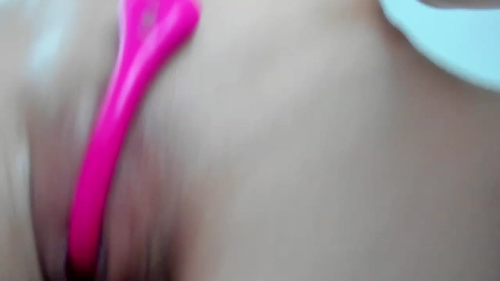 Gallery image thumbnail from Princess__fit's myfreecams stream on, 05/21/2023, 12:48 image 19 of 20
