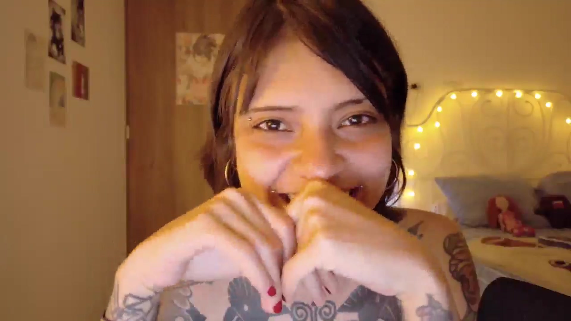 Gallery image thumbnail from Princess_garu's myfreecams stream on, 12/25/2025, 05:21 image 10 of 20