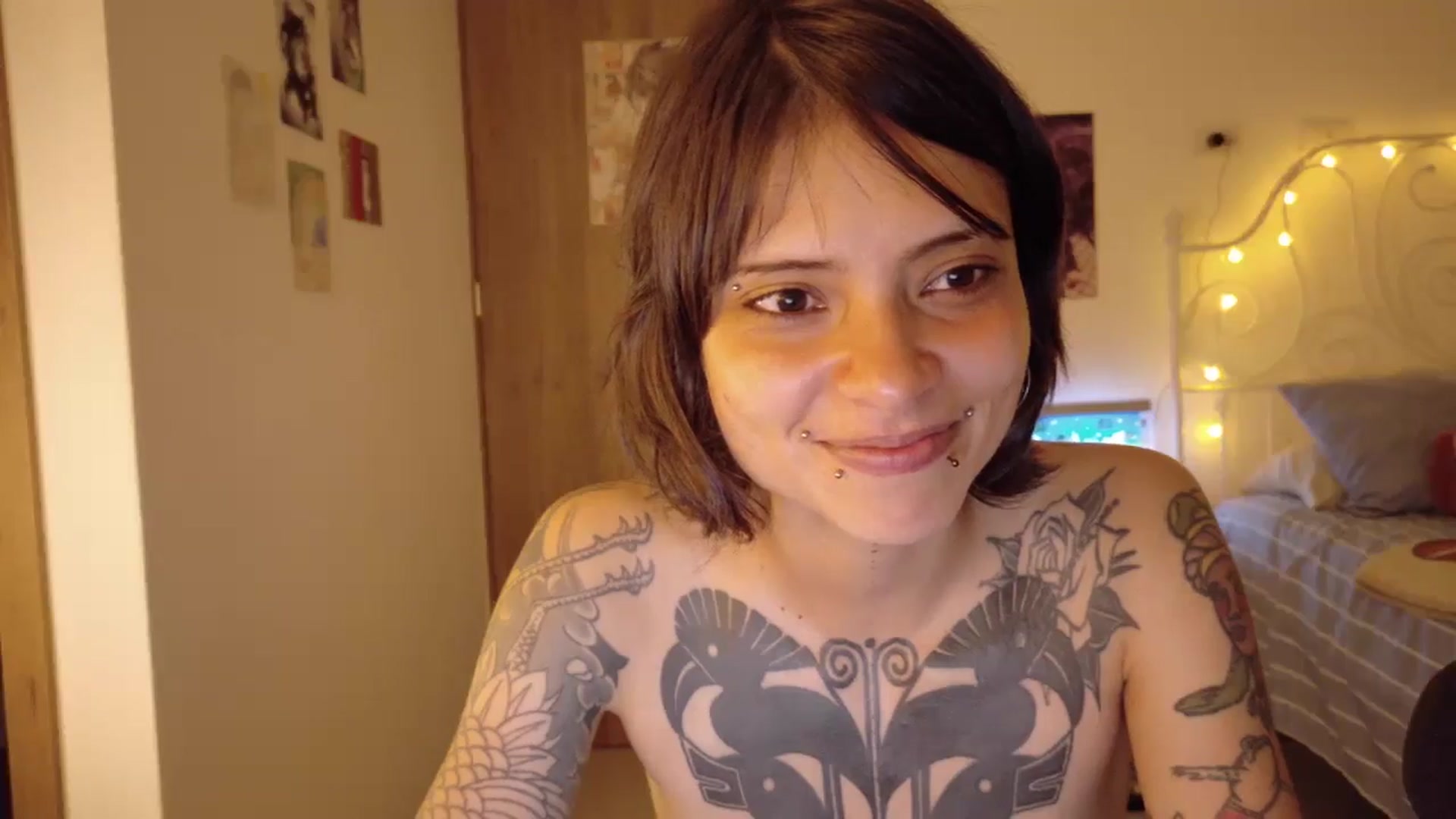 Gallery image thumbnail from Princess_garu's myfreecams stream on, 12/25/2025, 05:21 image 2 of 20