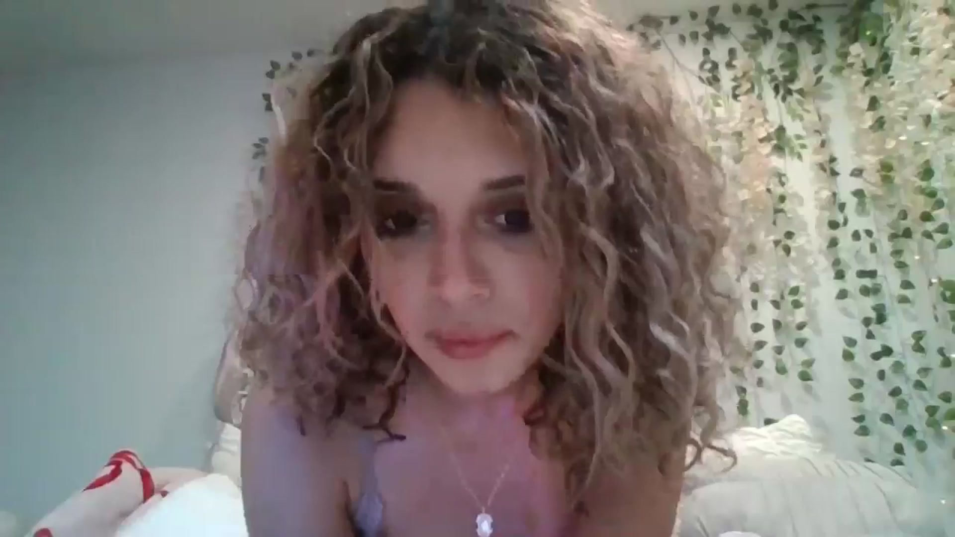 Gallery image thumbnail from Princessryry9's myfreecams stream on, 02/21/2025, 10:20 image 8 of 20