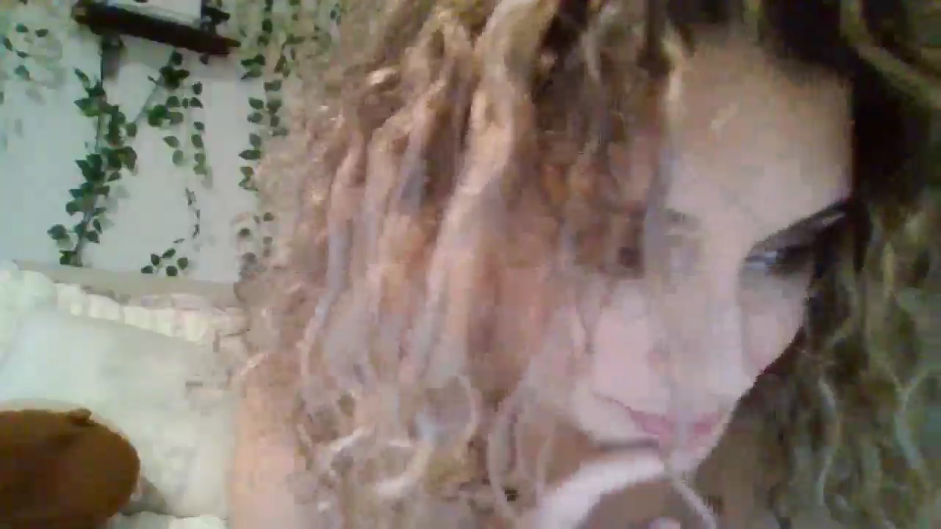 Gallery image thumbnail from Princessryry9's myfreecams stream on, 02/21/2025, 11:54 image 17 of 20