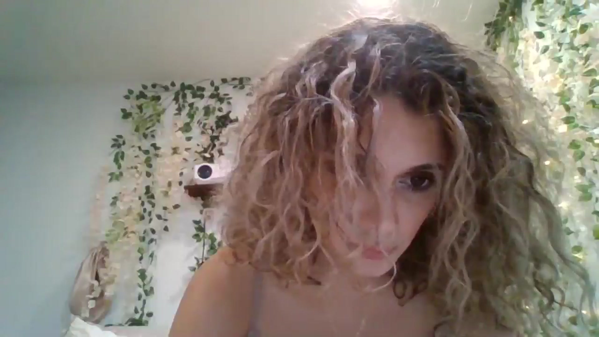 Gallery image thumbnail from Princessryry9's myfreecams stream on, 02/21/2025, 11:54 image 12 of 20