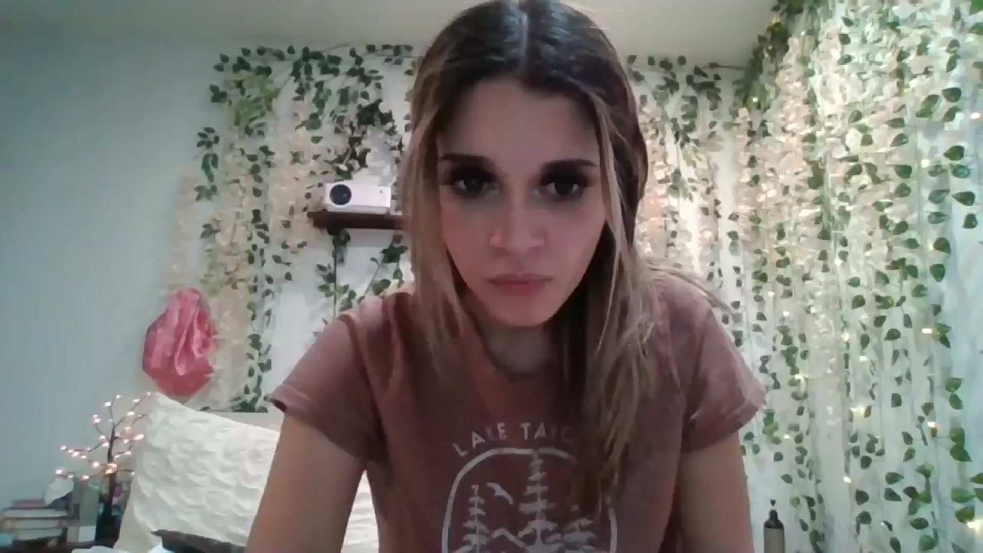Gallery image thumbnail from Princessryry9's myfreecams stream on, 04/11/2025, 10:35 image 16 of 20