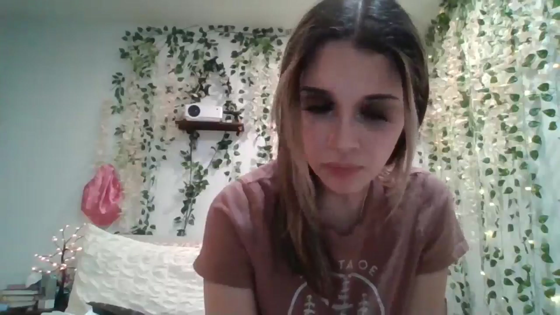 Gallery image thumbnail from Princessryry9's myfreecams stream on, 04/11/2025, 10:35 image 20 of 20
