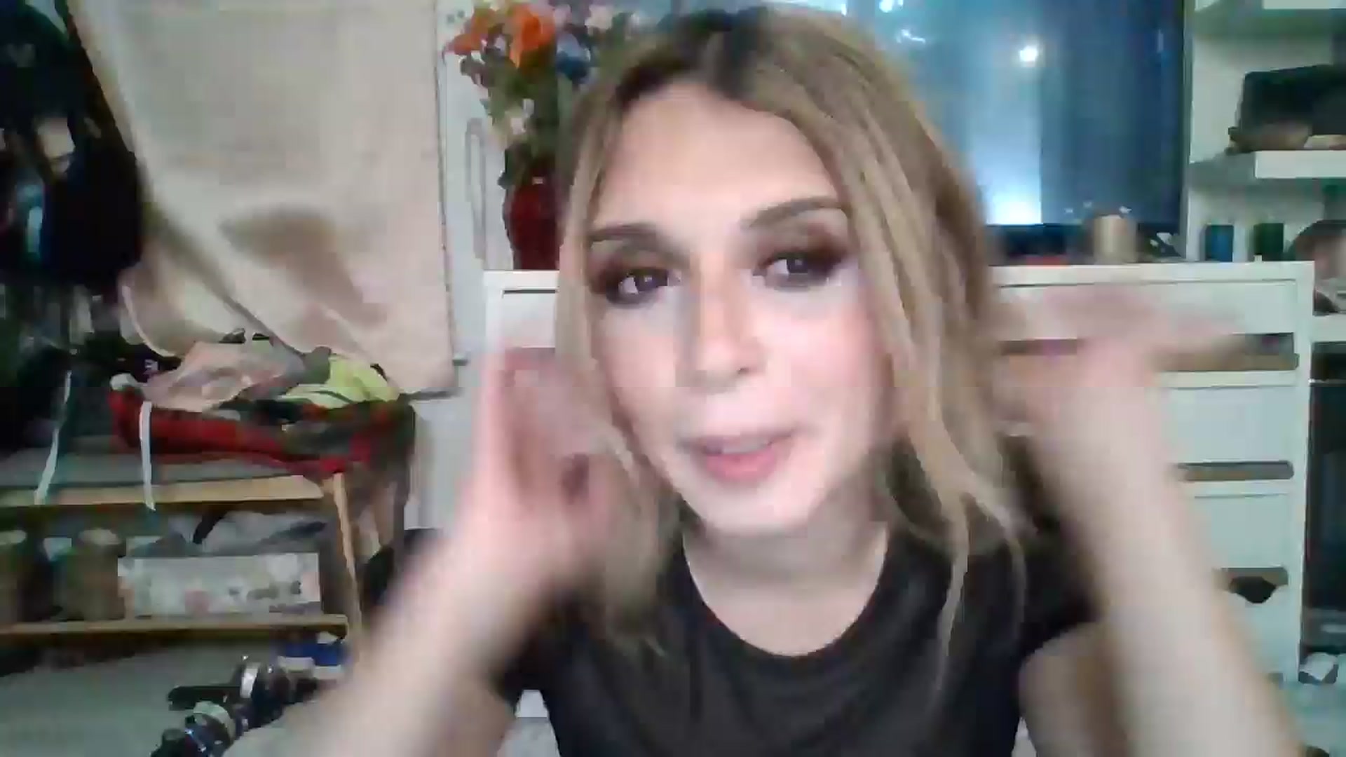 Gallery image thumbnail from Princessryry9's myfreecams stream on, 05/30/2025, 10:56 image 17 of 20