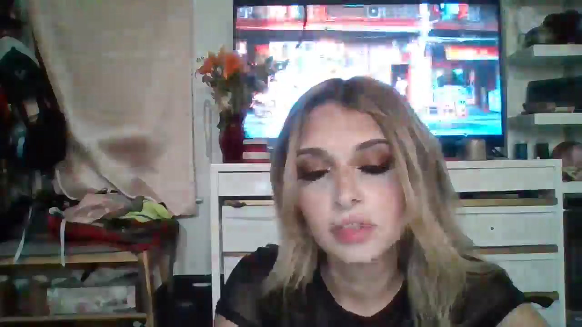 Gallery image thumbnail from Princessryry9's myfreecams stream on, 05/30/2025, 10:56 image 13 of 20