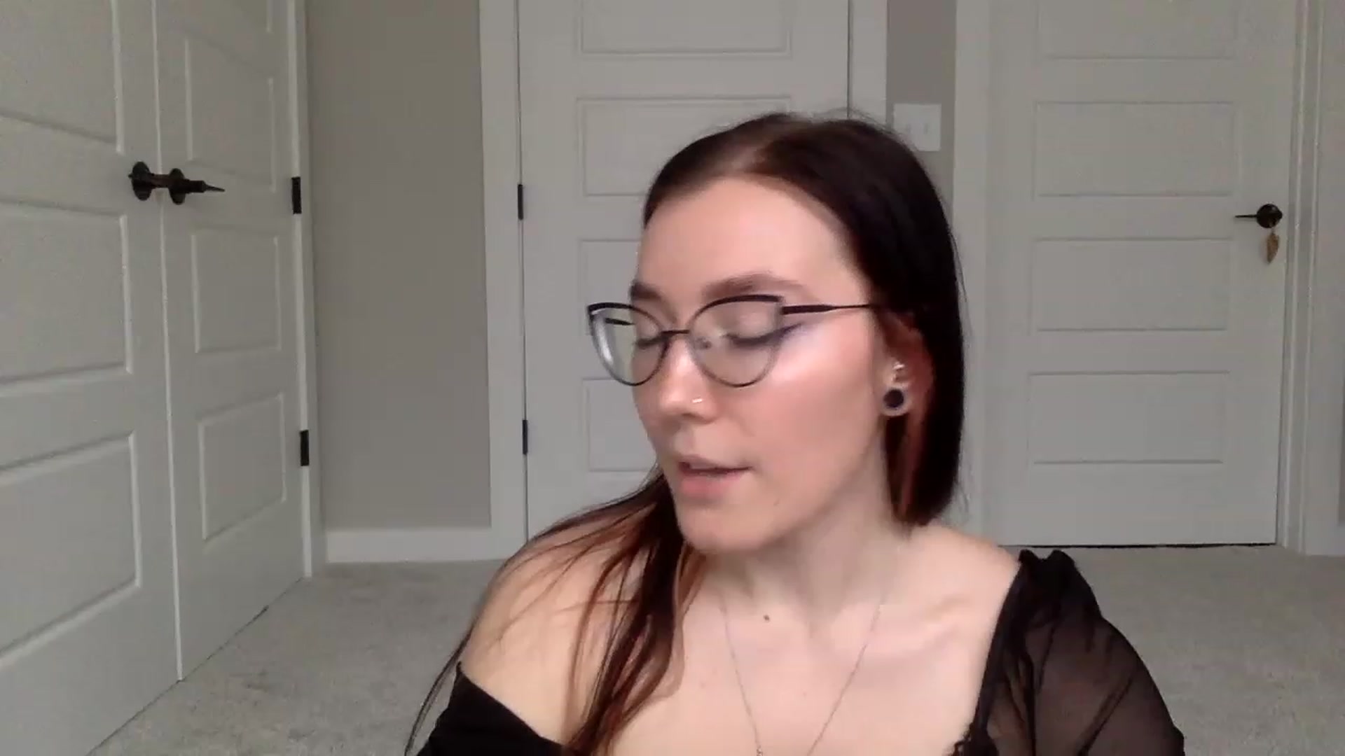 Gallery image thumbnail from Princesss25's myfreecams stream on, 01/29/2023, 17:37 image 7 of 20