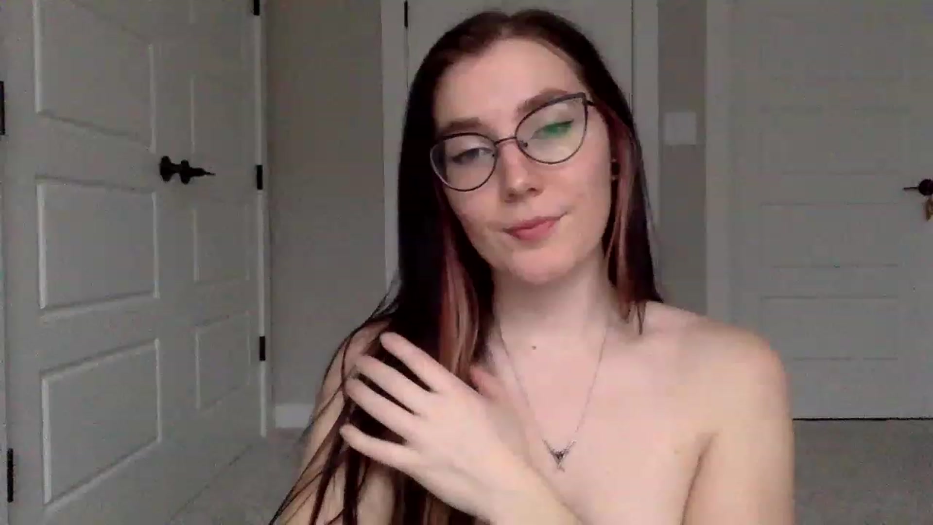 Gallery image thumbnail from Princesss25's myfreecams stream on, 01/29/2023, 21:20 image 2 of 20