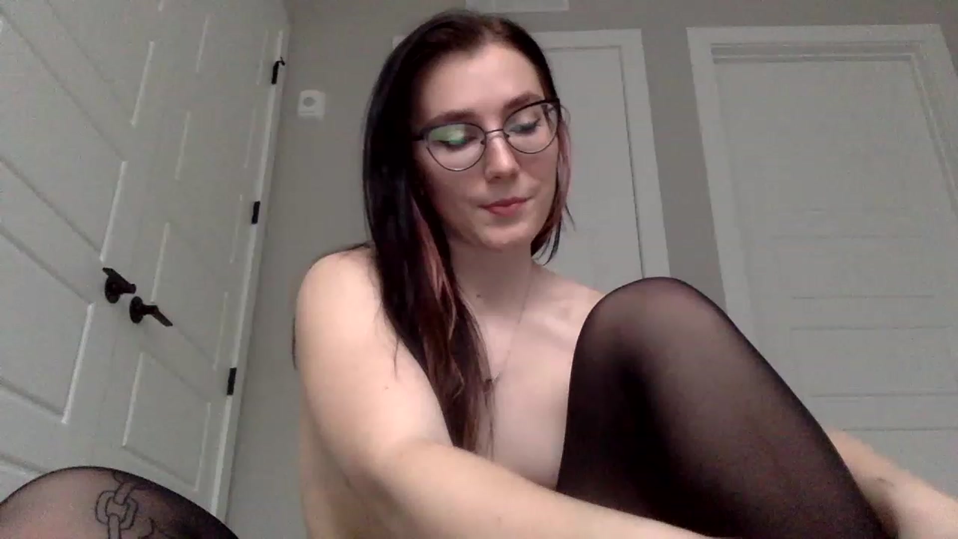 Gallery image thumbnail from Princesss25's myfreecams stream on, 01/29/2023, 21:20 image 8 of 20