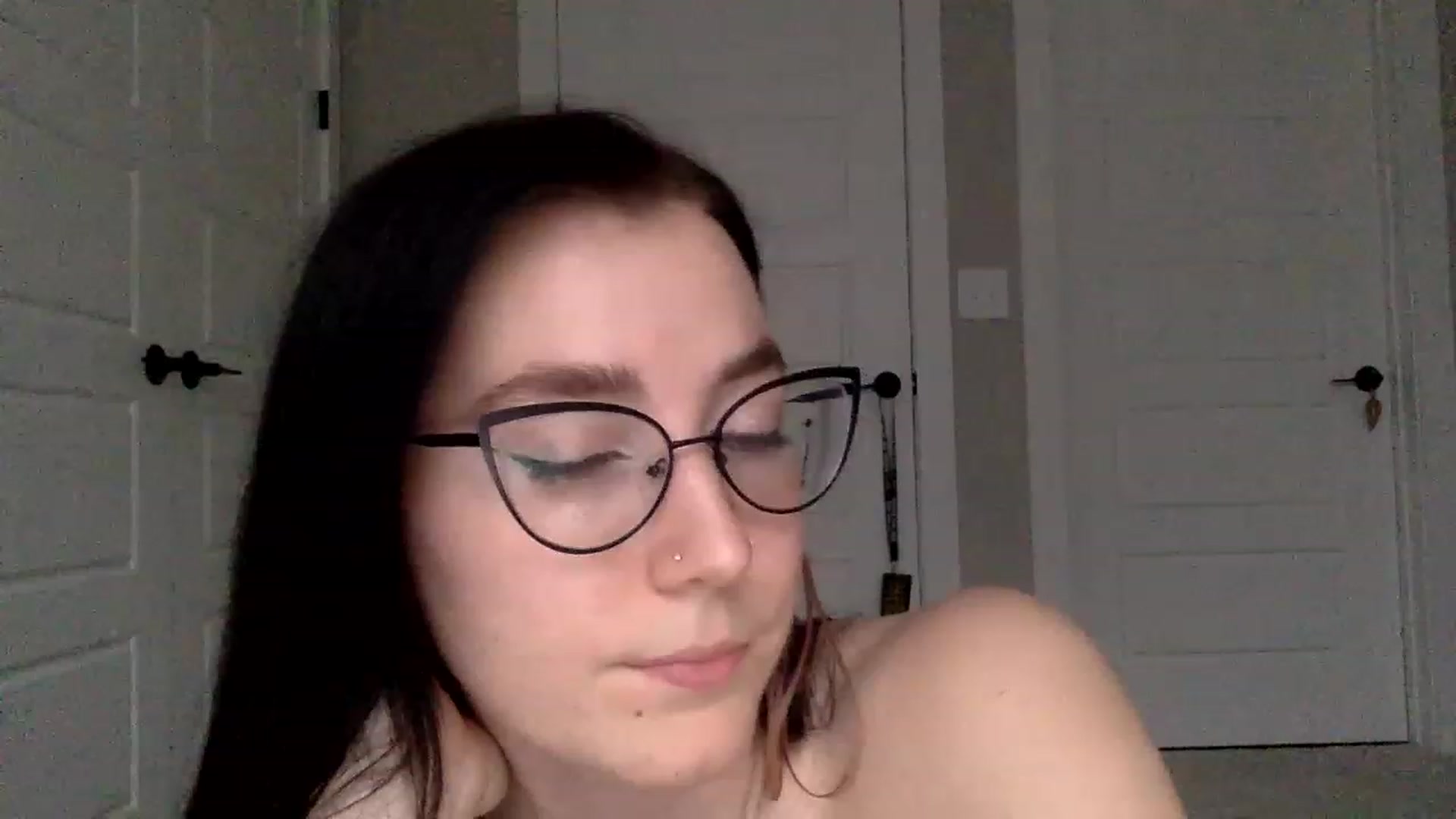 Gallery image thumbnail from Princesss25's myfreecams stream on, 01/29/2023, 22:06 image 14 of 20
