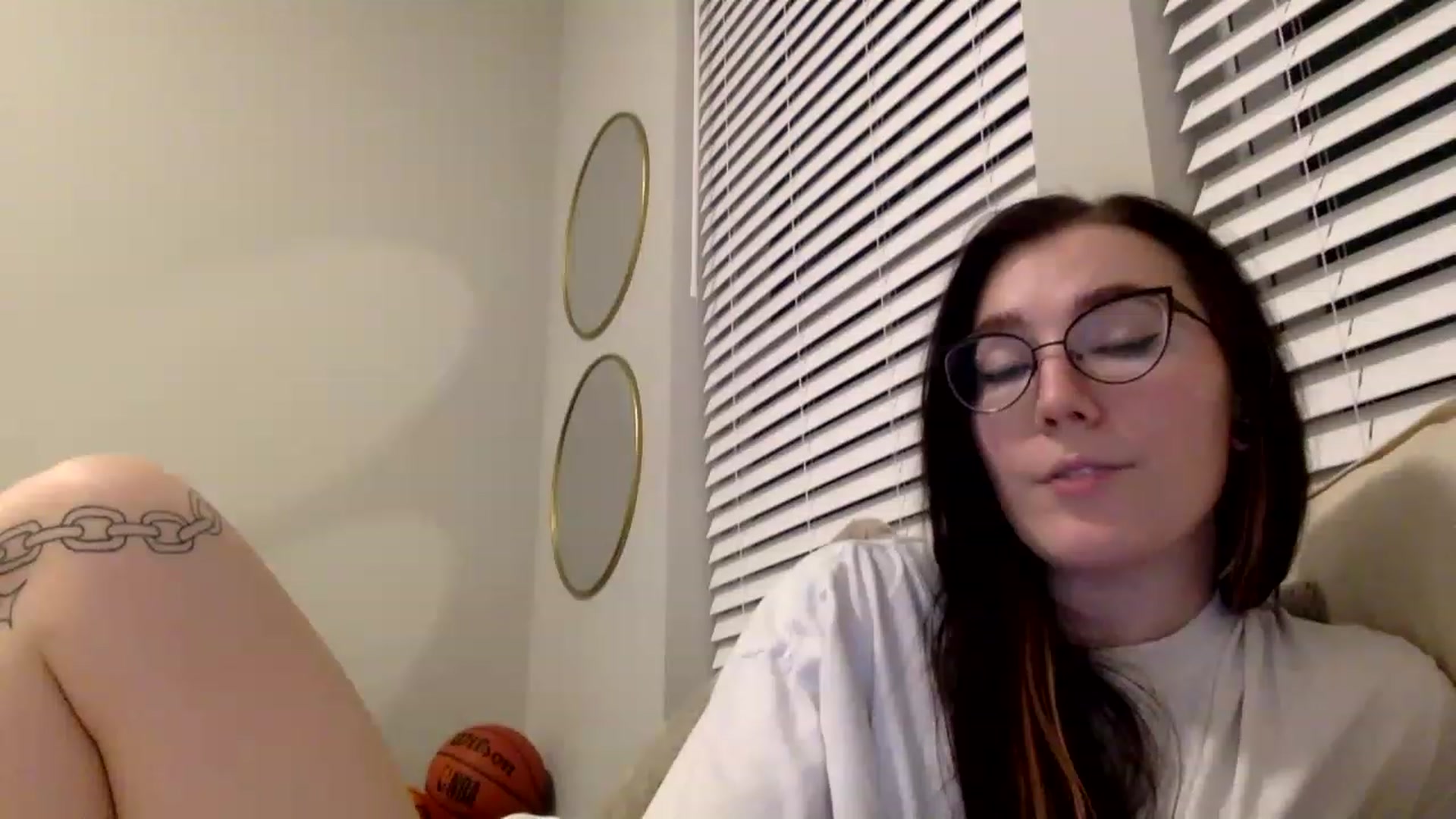 Gallery image thumbnail from Princesss25's myfreecams stream on, 01/30/2023, 04:03 image 16 of 20