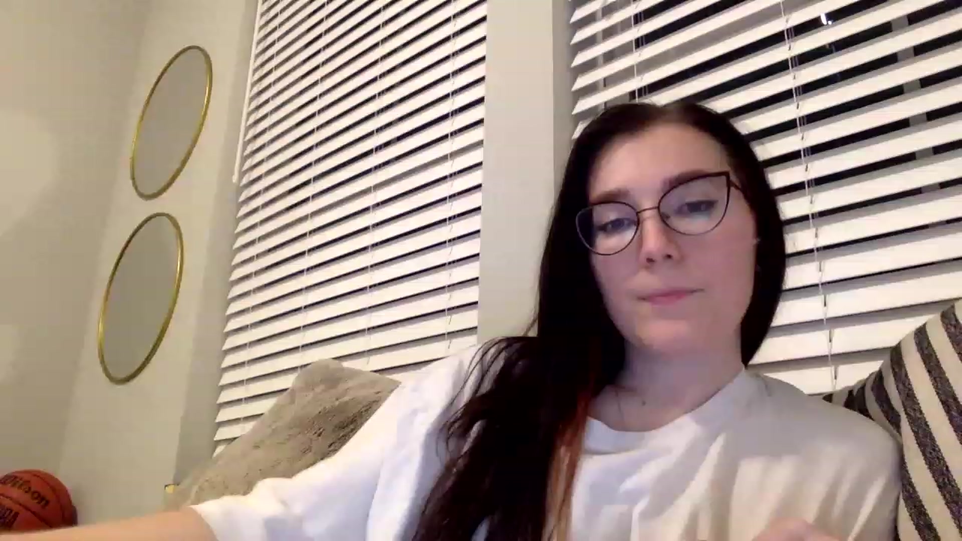 Gallery image thumbnail from Princesss25's myfreecams stream on, 01/30/2023, 04:03 image 17 of 20