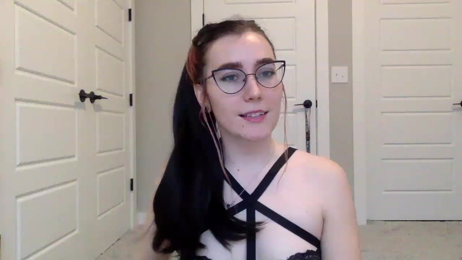 Gallery image thumbnail from Princesss25's myfreecams stream on, 01/31/2023, 14:54 image 2 of 20