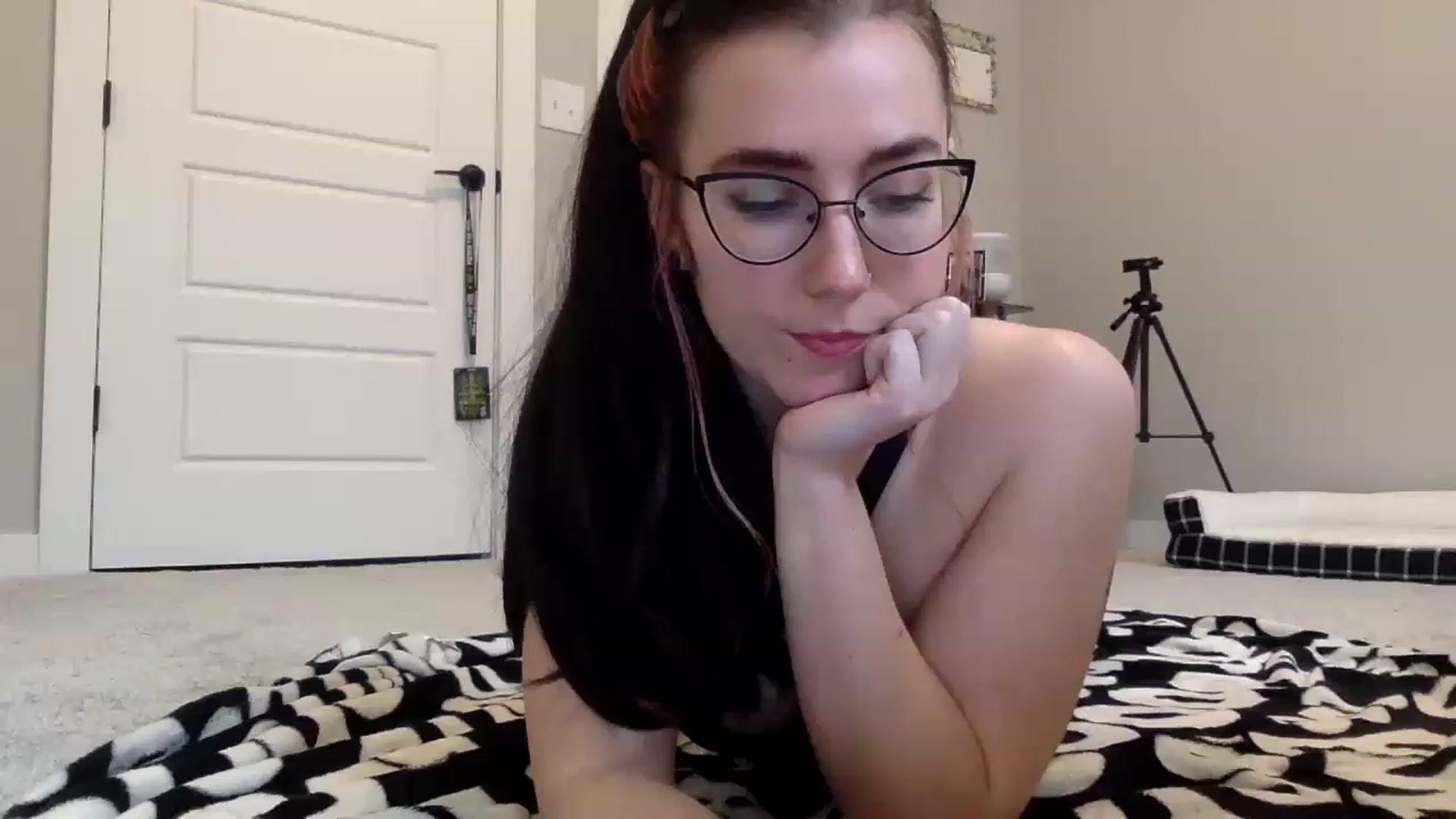 Gallery image thumbnail from Princesss25's myfreecams stream on, 01/31/2023, 16:23 image 5 of 20