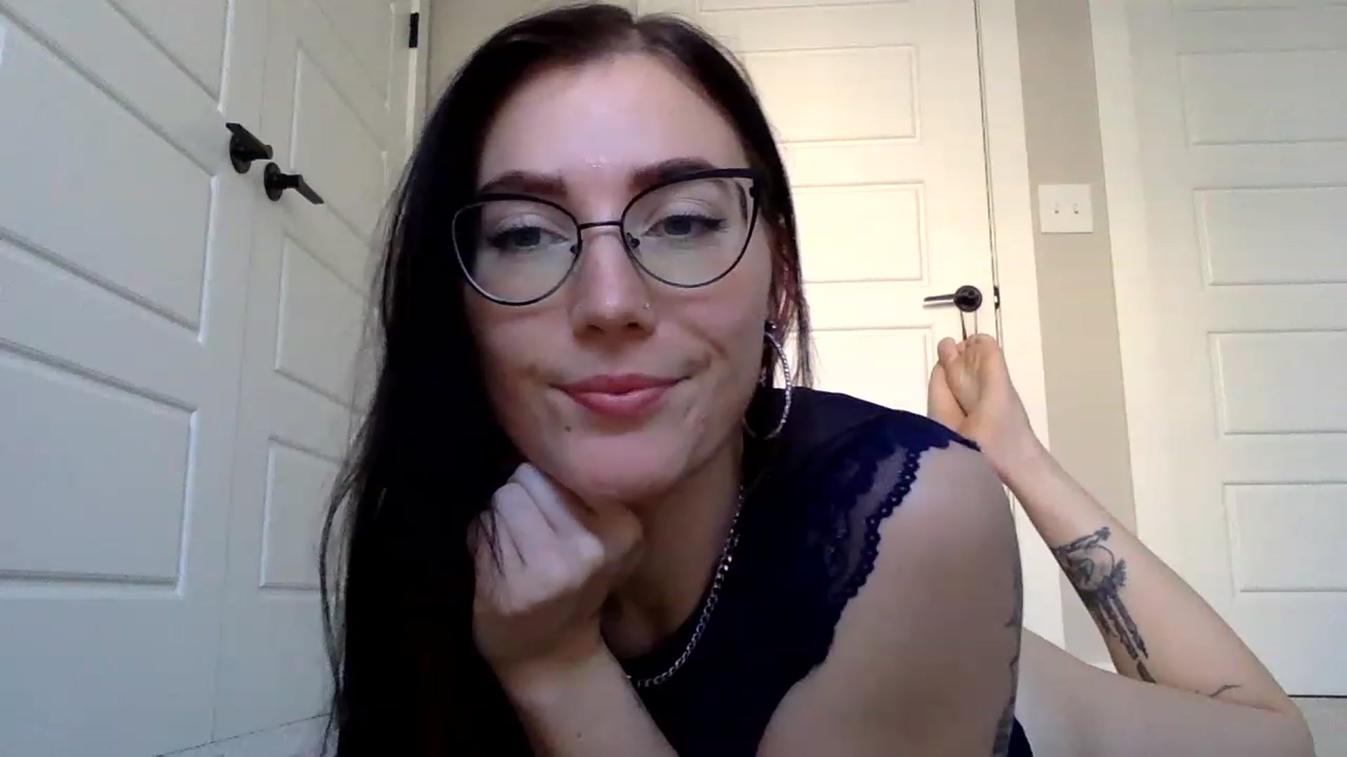 Gallery image thumbnail from Princesss25's myfreecams stream on, 02/03/2023, 16:51 image 15 of 20