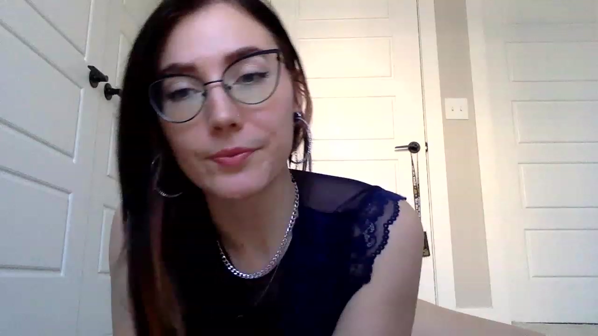 Gallery image thumbnail from Princesss25's myfreecams stream on, 02/03/2023, 16:51 image 5 of 20