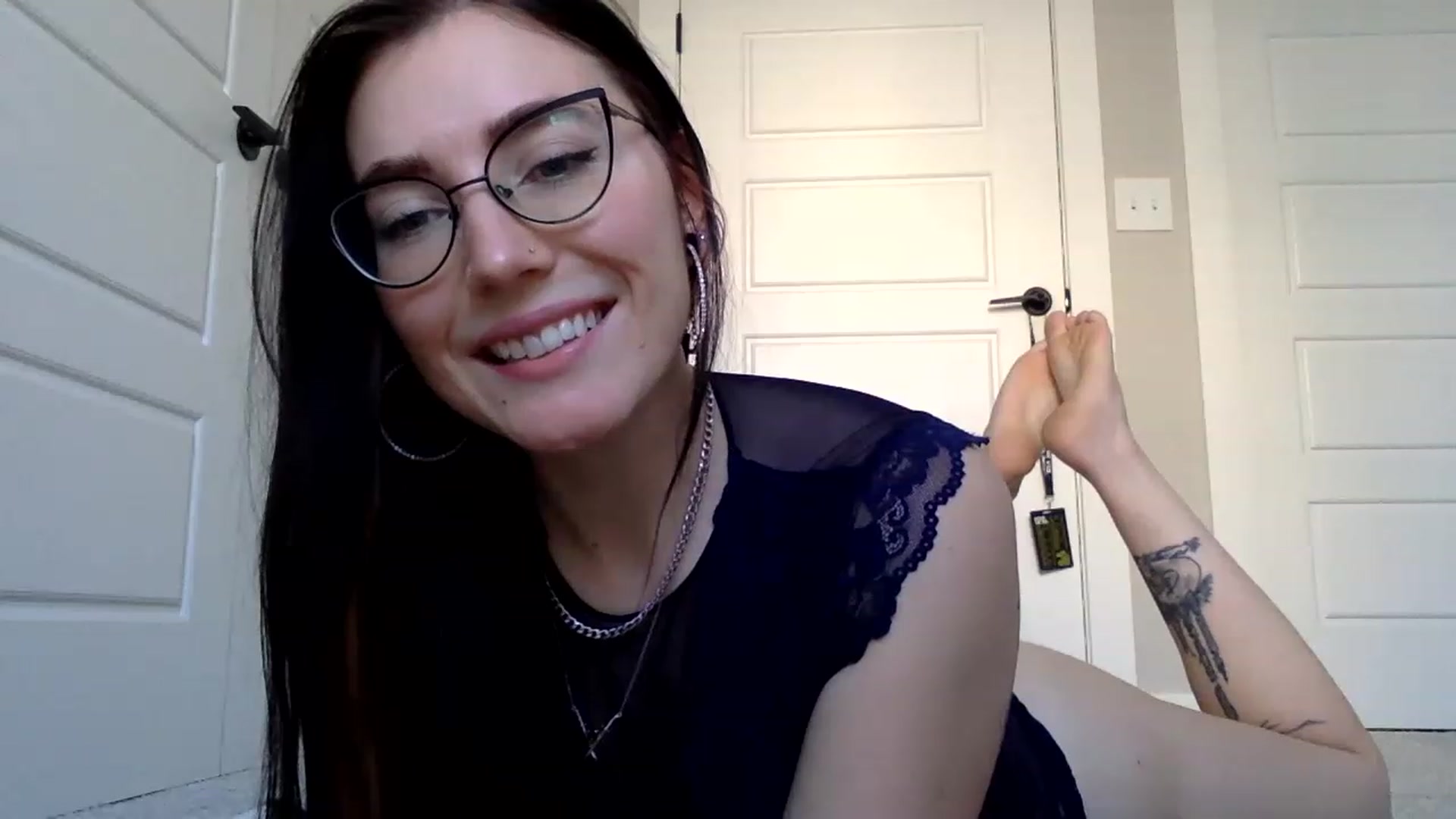 Gallery image thumbnail from Princesss25's myfreecams stream on, 02/03/2023, 16:51 image 14 of 20