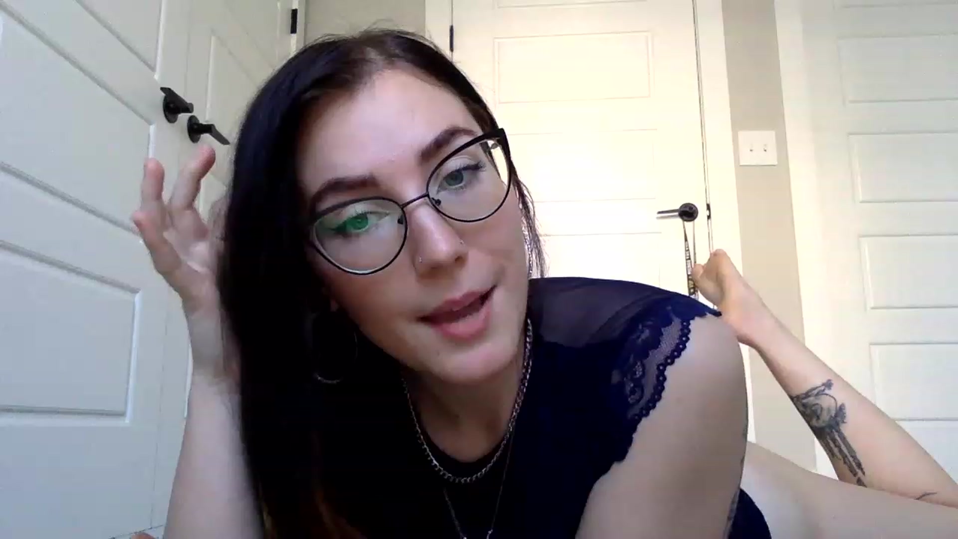 Gallery image thumbnail from Princesss25's myfreecams stream on, 02/03/2023, 16:51 image 18 of 20