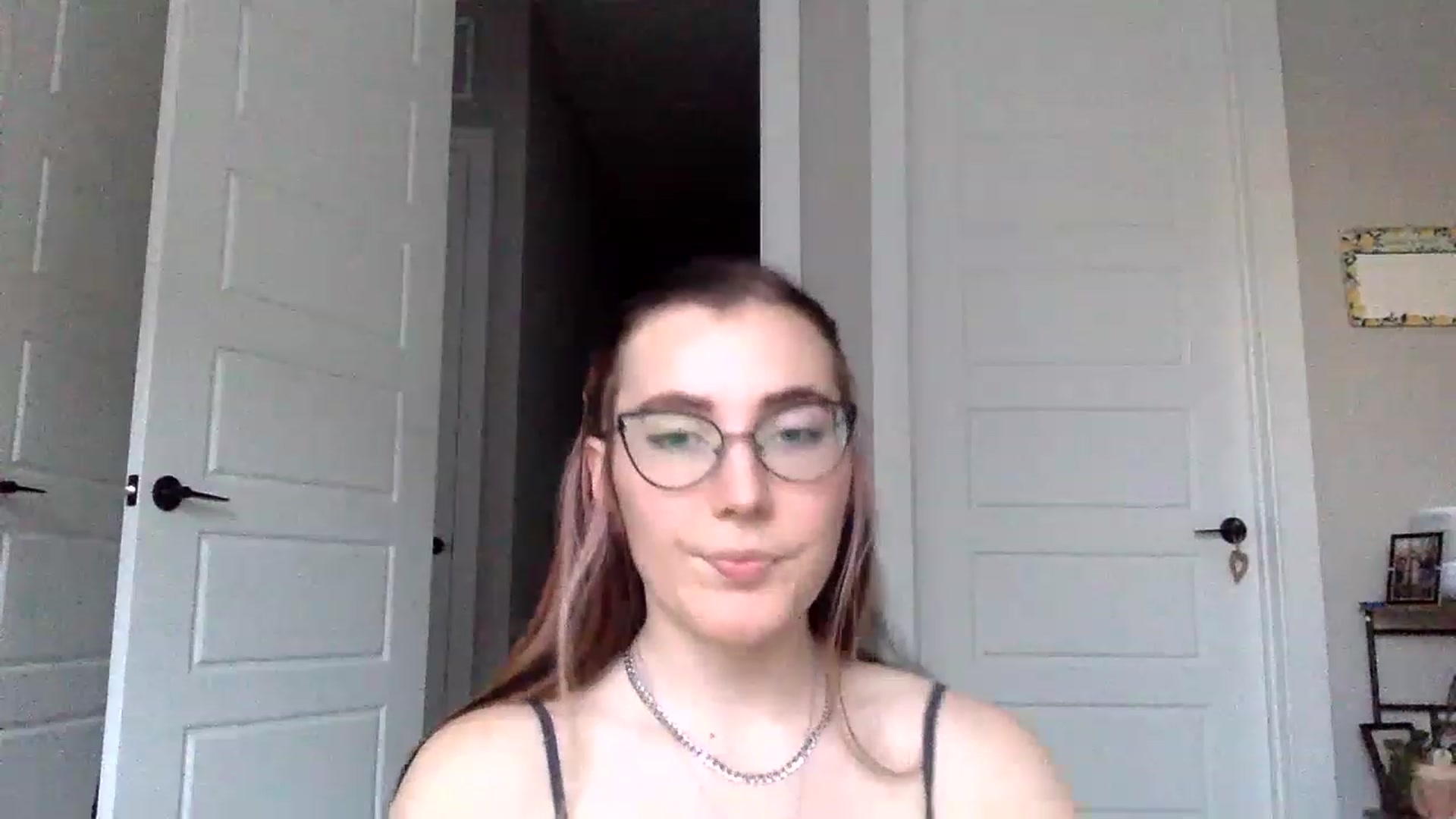 Gallery image thumbnail from Princesss25's myfreecams stream on, 02/03/2023, 23:01 image 11 of 20