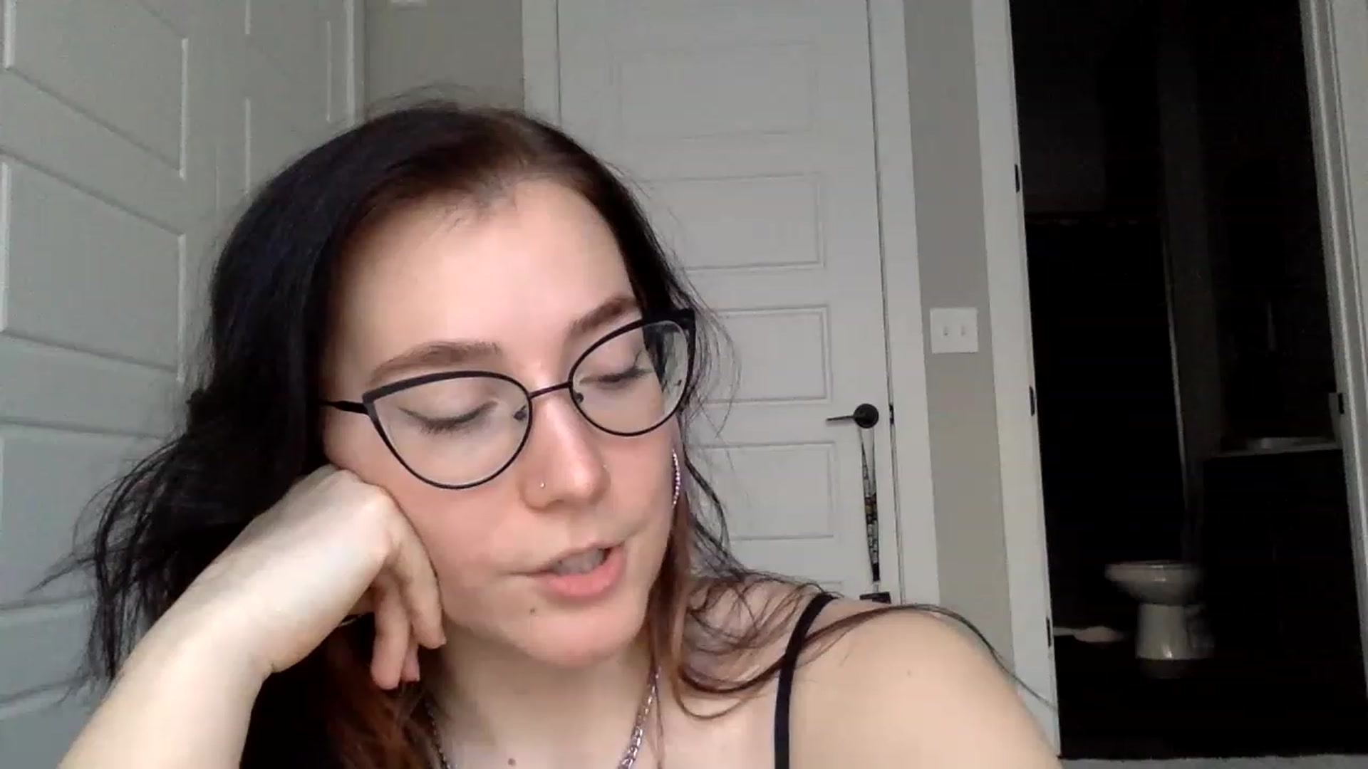 Gallery image thumbnail from Princesss25's myfreecams stream on, 02/06/2023, 15:51 image 3 of 20