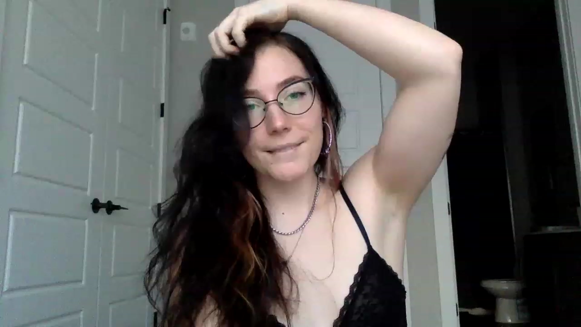 Gallery image thumbnail from Princesss25's myfreecams stream on, 02/06/2023, 15:51 image 2 of 20