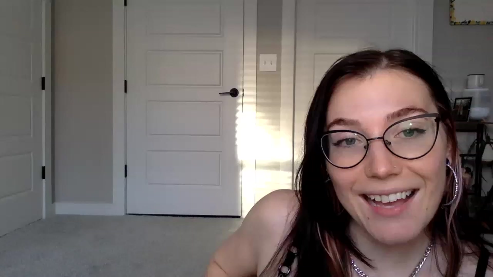Gallery image thumbnail from Princesss25's myfreecams stream on, 02/07/2023, 14:04 image 14 of 20