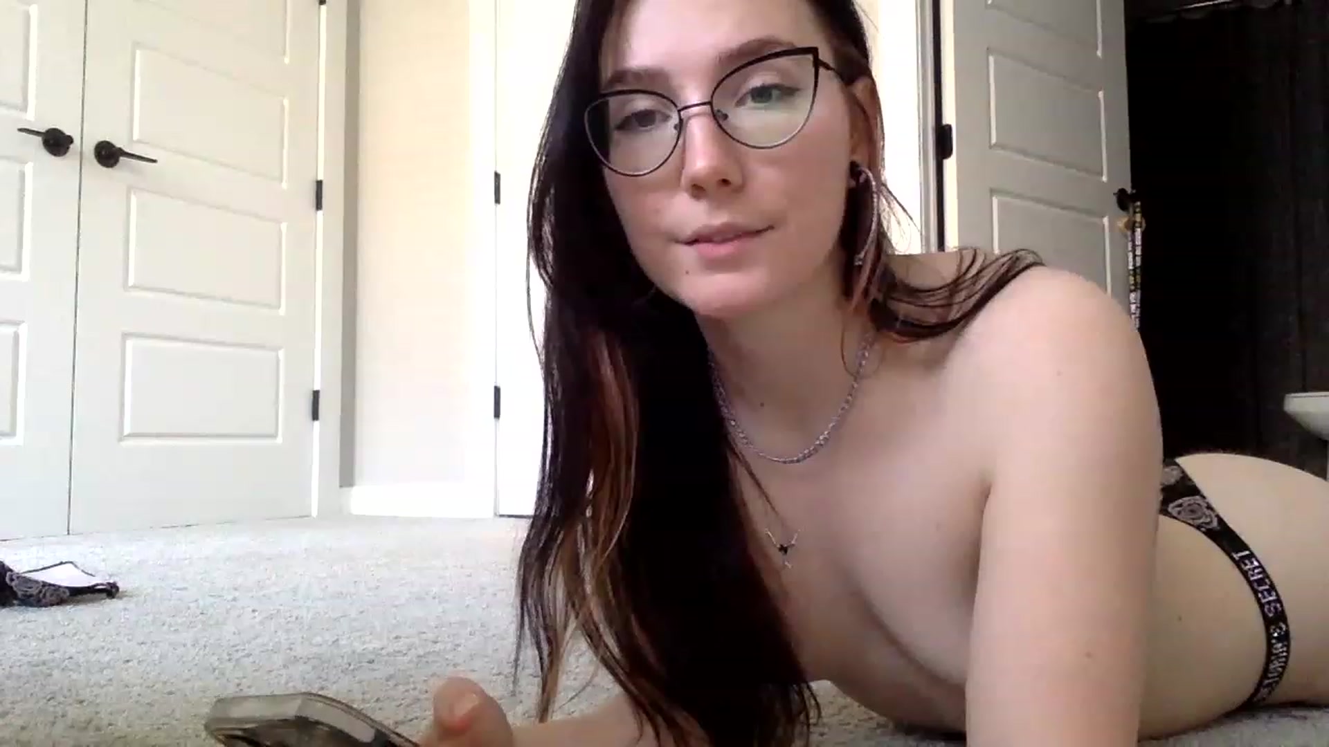 Gallery image thumbnail from Princesss25's myfreecams stream on, 02/07/2023, 15:41 image 1 of 20