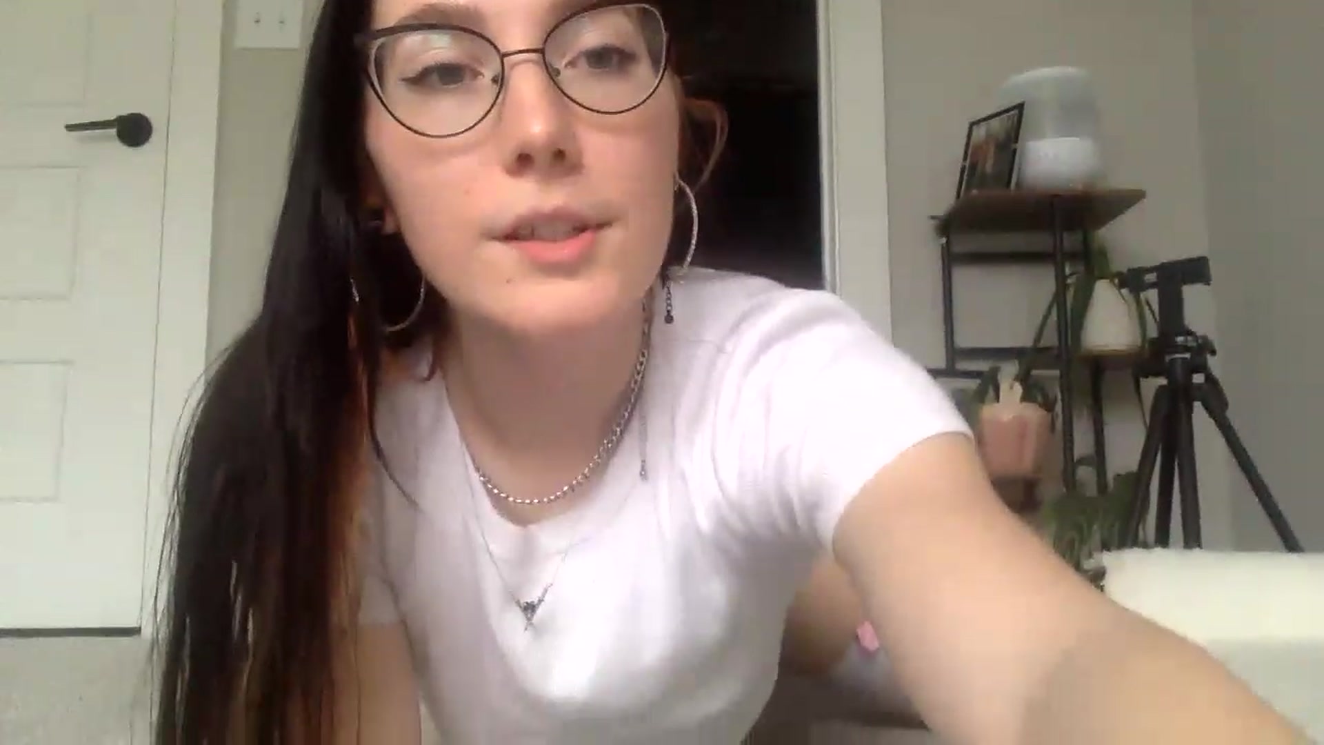 Gallery image thumbnail from Princesss25's myfreecams stream on, 02/09/2023, 16:45 image 14 of 20