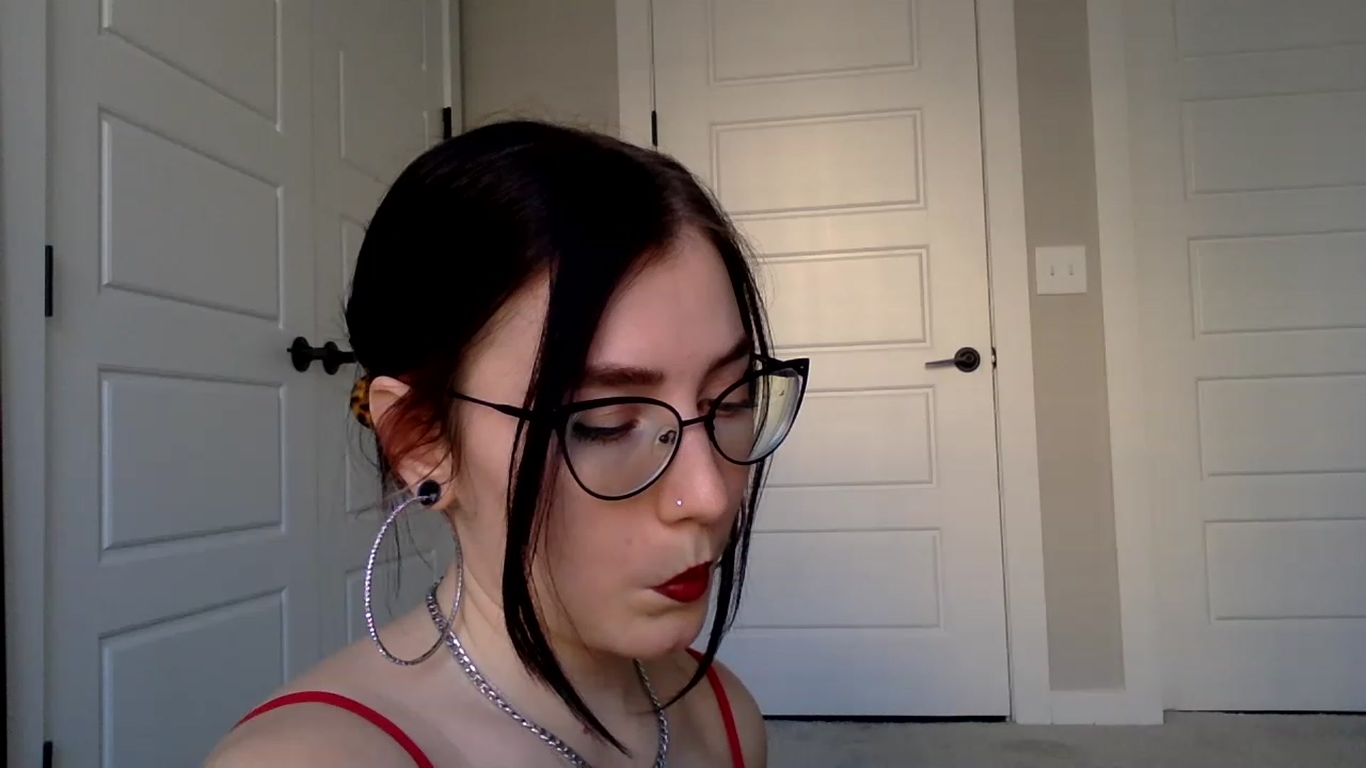 Gallery image thumbnail from Princesss25's myfreecams stream on, 02/13/2023, 15:32 image 10 of 20