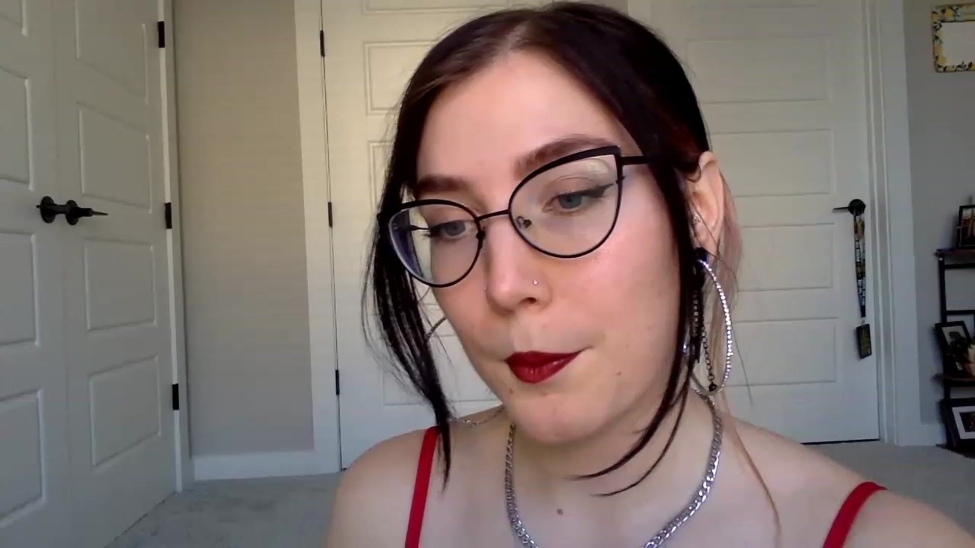 Gallery image thumbnail from Princesss25's myfreecams stream on, 02/13/2023, 15:32 image 8 of 20