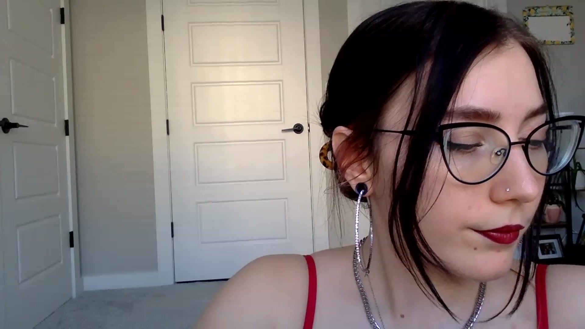 Gallery image thumbnail from Princesss25's myfreecams stream on, 02/13/2023, 15:32 image 6 of 20