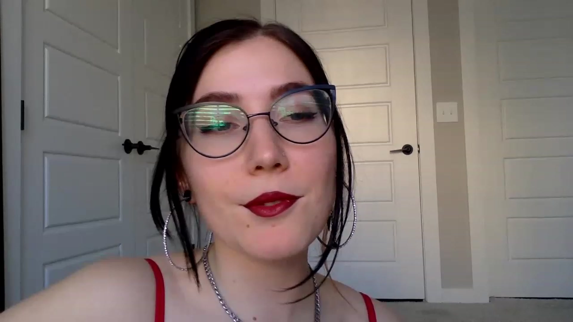 Gallery image thumbnail from Princesss25's myfreecams stream on, 02/13/2023, 15:32 image 9 of 20