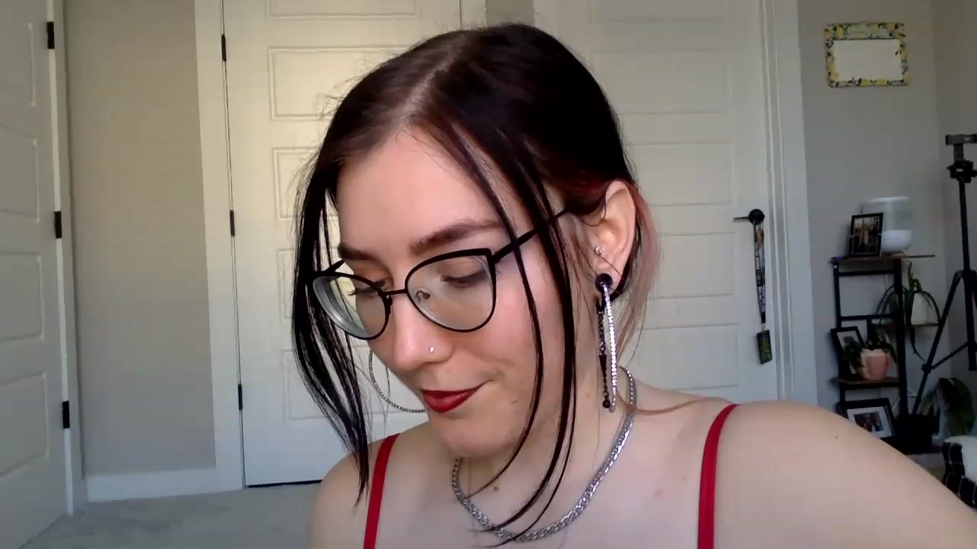 Gallery image thumbnail from Princesss25's myfreecams stream on, 02/13/2023, 16:12 image 4 of 20