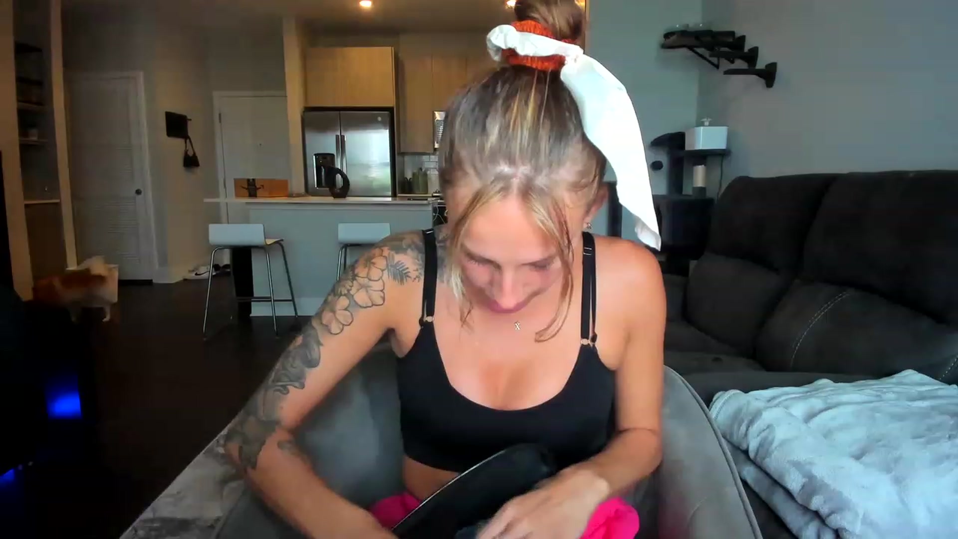 Gallery image thumbnail from PrincesssTati's myfreecams stream on, 08/17/2023, 20:45 image 18 of 20