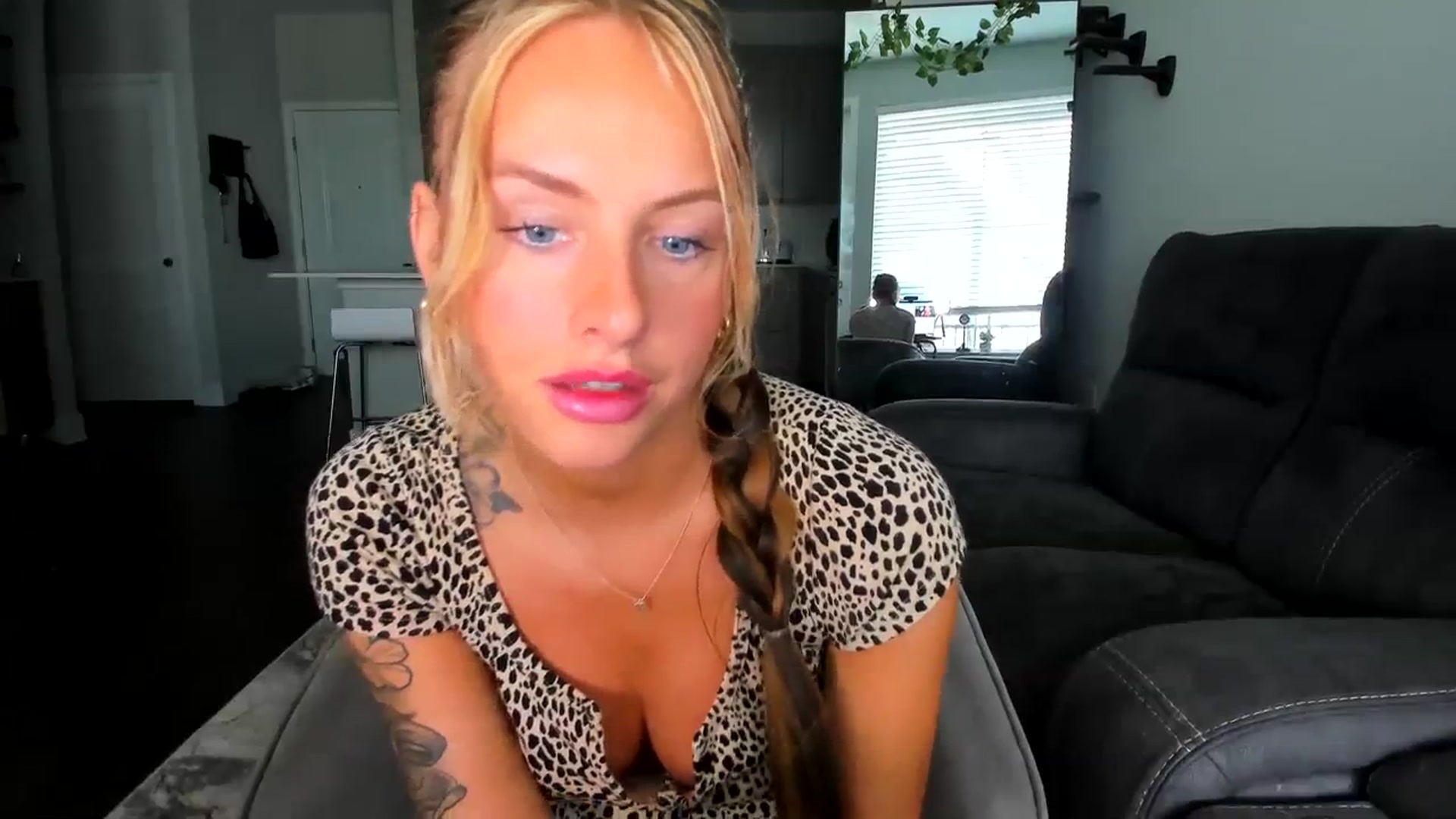 Gallery image thumbnail from PrincesssTati's myfreecams stream on, 09/07/2023, 18:17 image 3 of 20