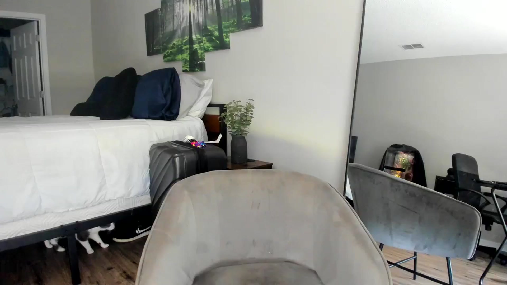 Gallery image thumbnail from PrincesssTati's myfreecams stream on, 09/20/2023, 19:32 image 4 of 20