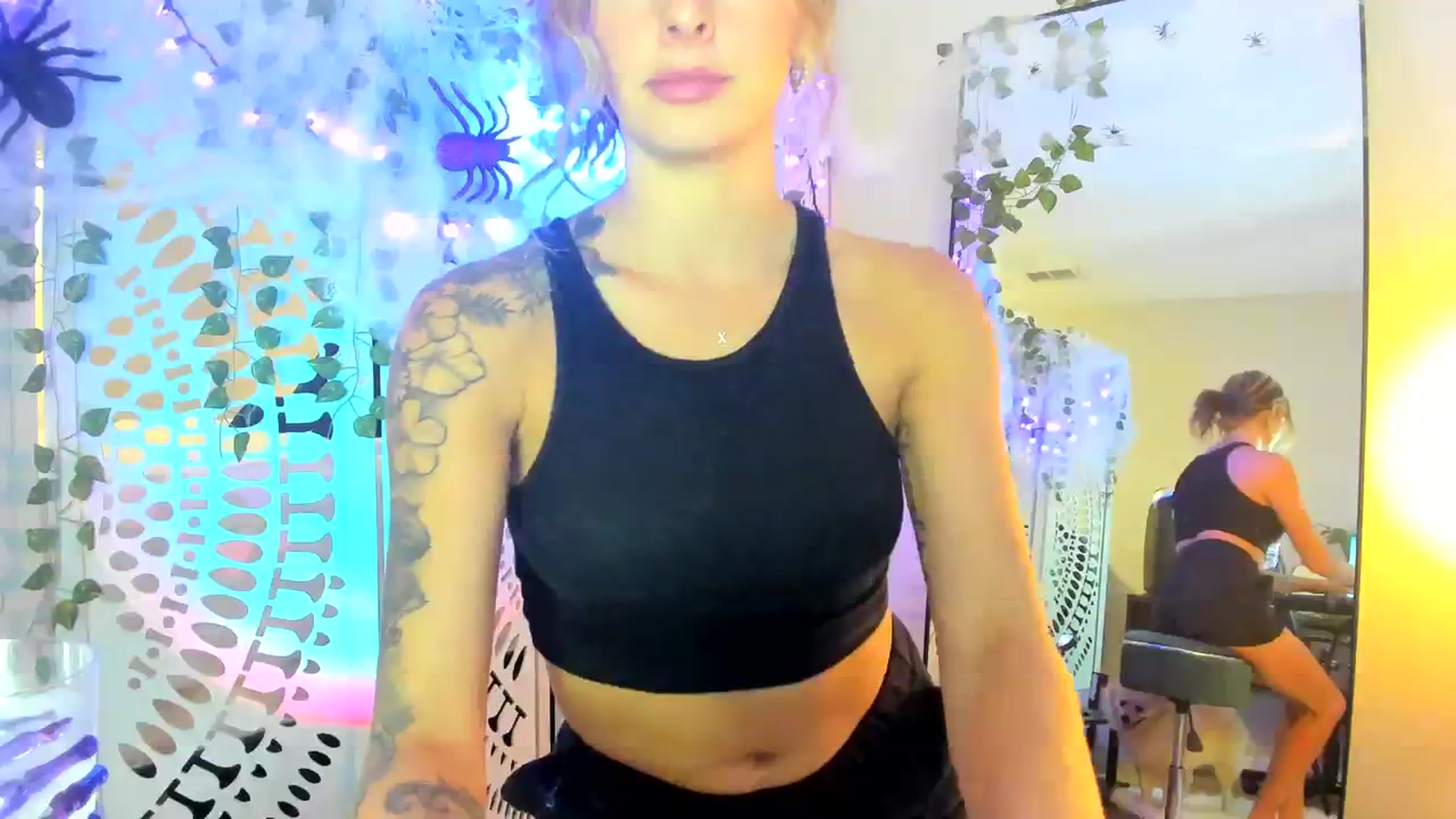 Gallery image thumbnail from PrincesssTati's myfreecams stream on, 10/07/2023, 05:37 image 11 of 20