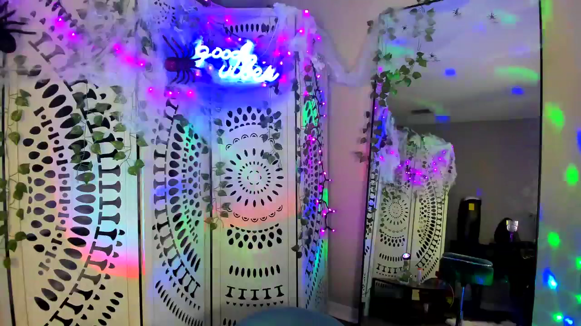 Gallery image thumbnail from PrincesssTati's myfreecams stream on, 10/12/2023, 02:09 image 20 of 20