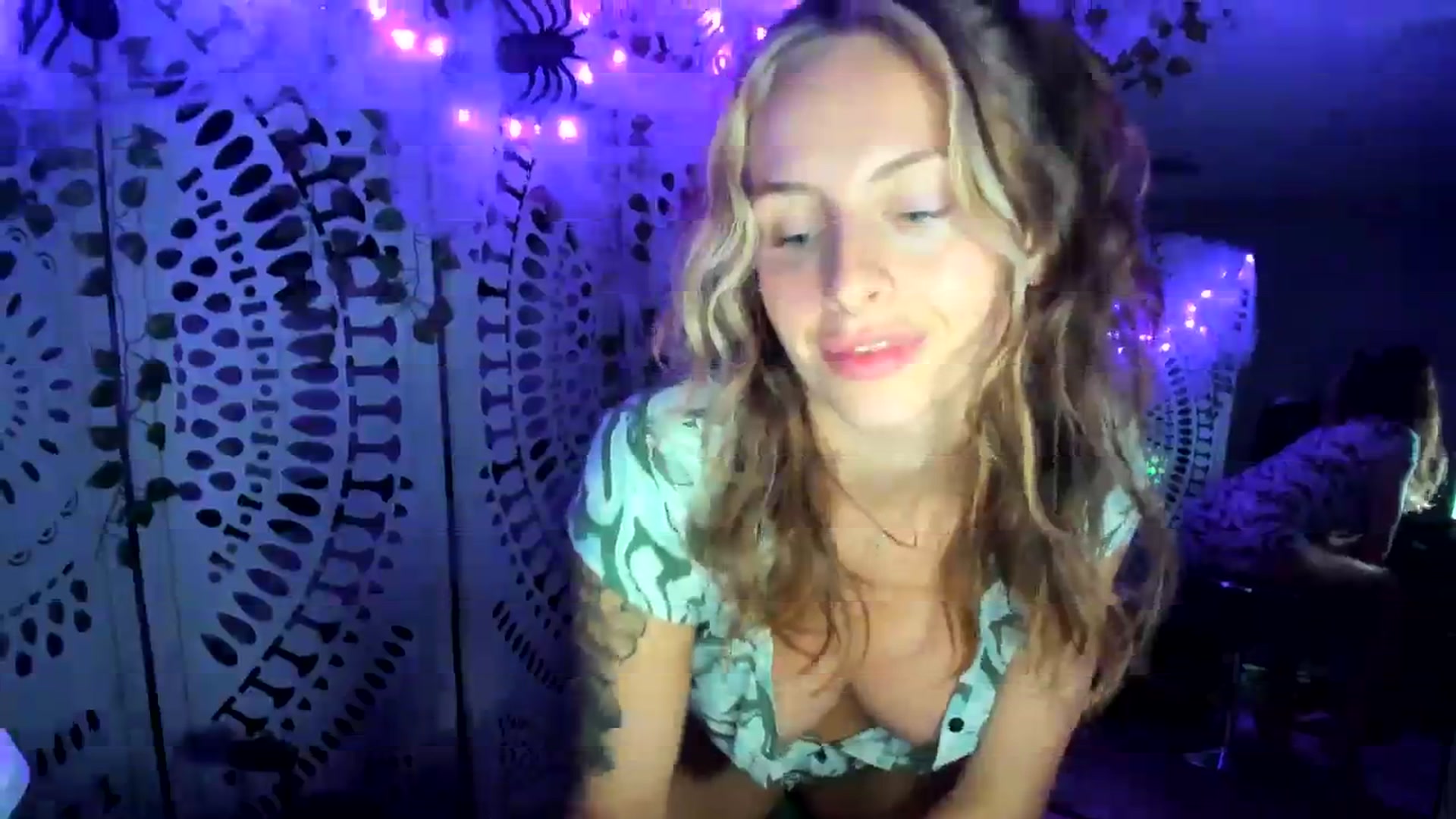 Gallery image thumbnail from PrincesssTati's myfreecams stream on, 10/17/2023, 09:38 image 12 of 20