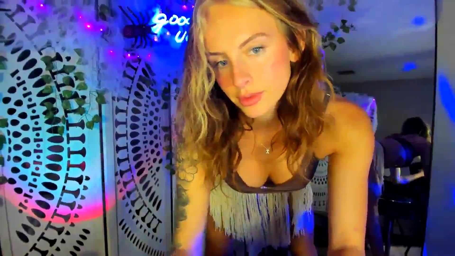 Gallery image thumbnail from PrincesssTati's myfreecams stream on, 10/19/2023, 07:49 image 9 of 20