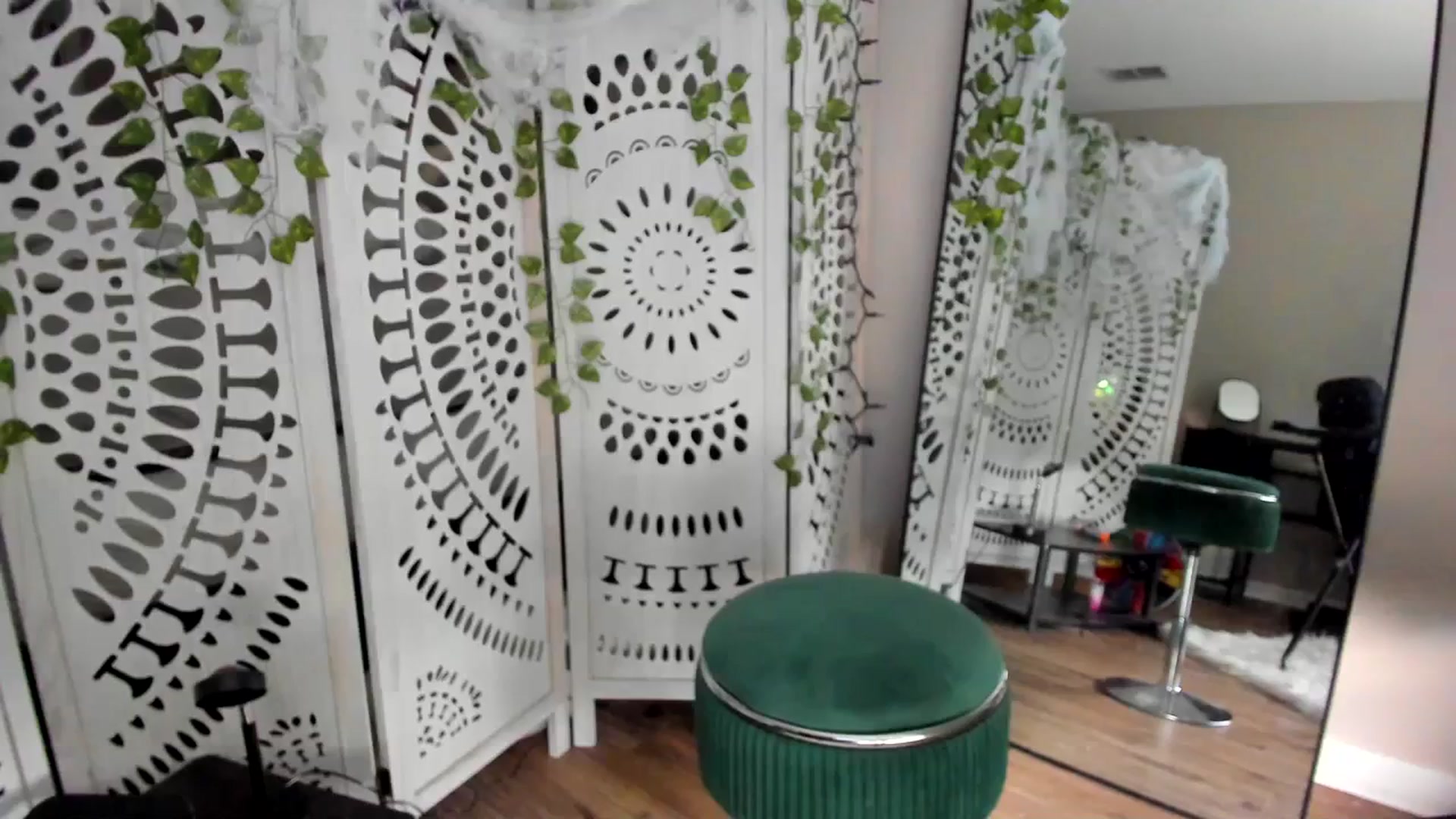 Gallery image thumbnail from PrincesssTati's myfreecams stream on, 10/19/2023, 21:42 image 1 of 20