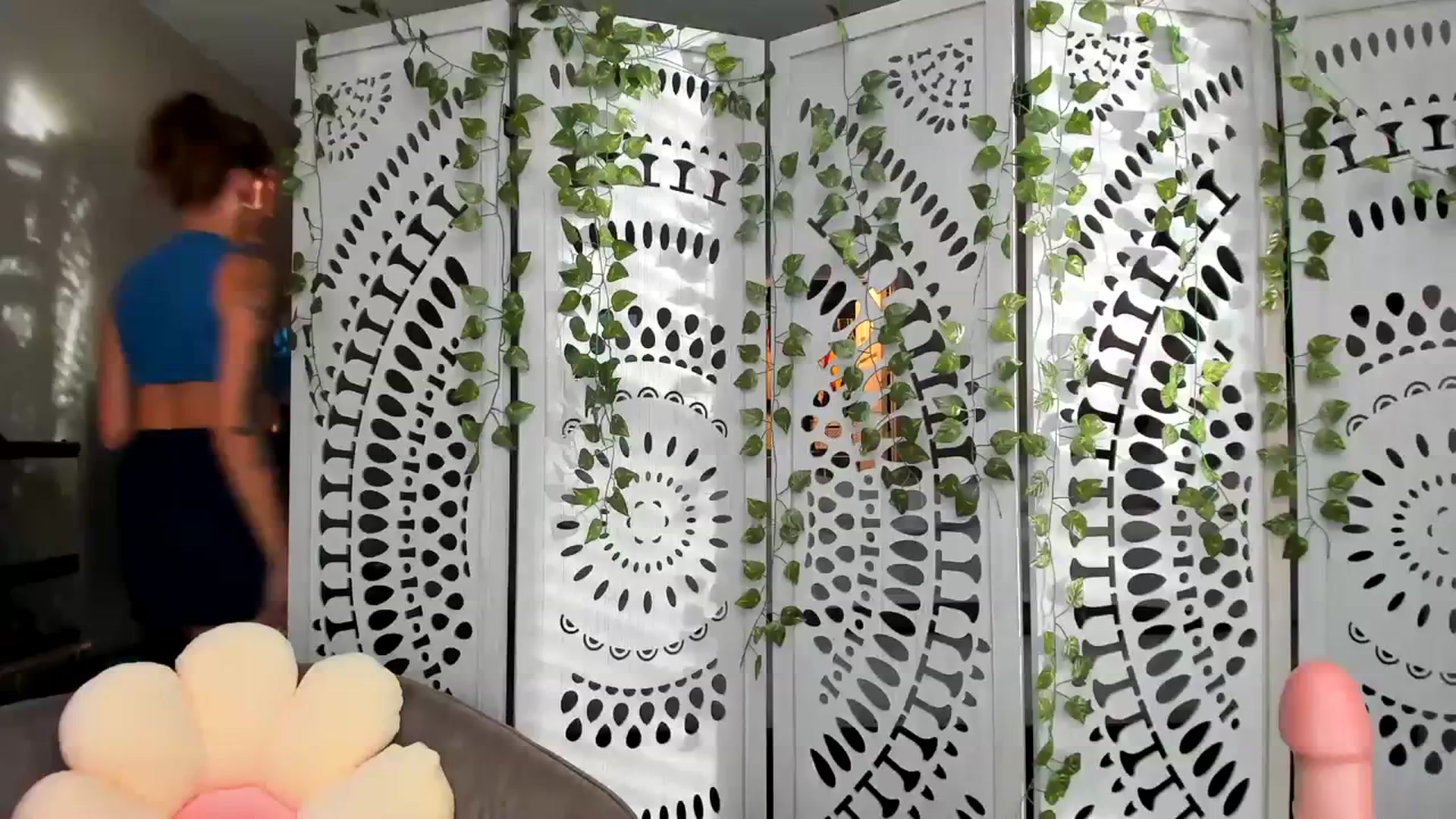 Gallery image thumbnail from PrincesssTati's myfreecams stream on, 12/06/2023, 22:02 image 1 of 20